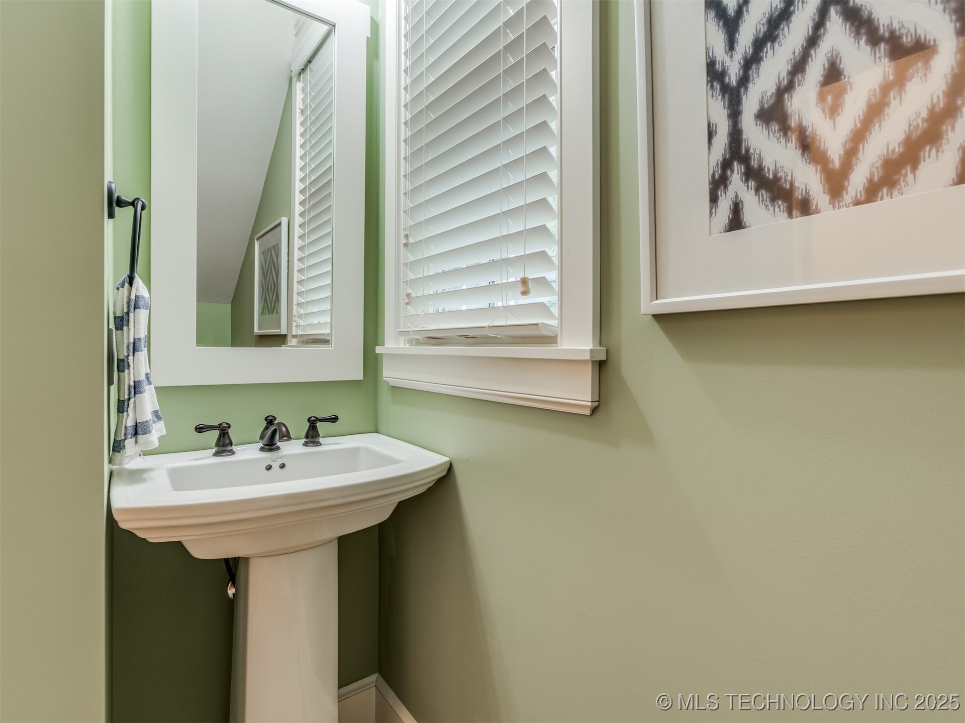 25 Boulevard Property Photo 28