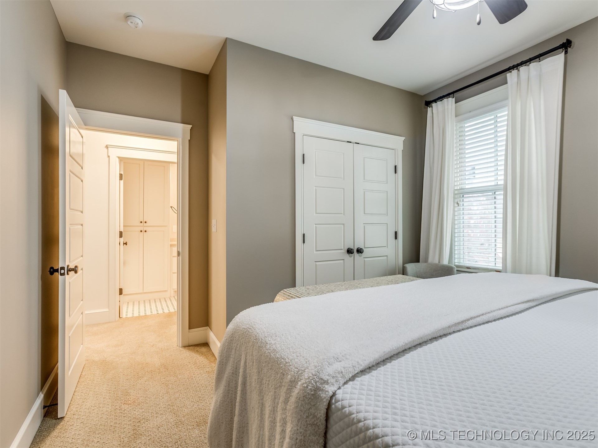 25 Boulevard Property Photo 36