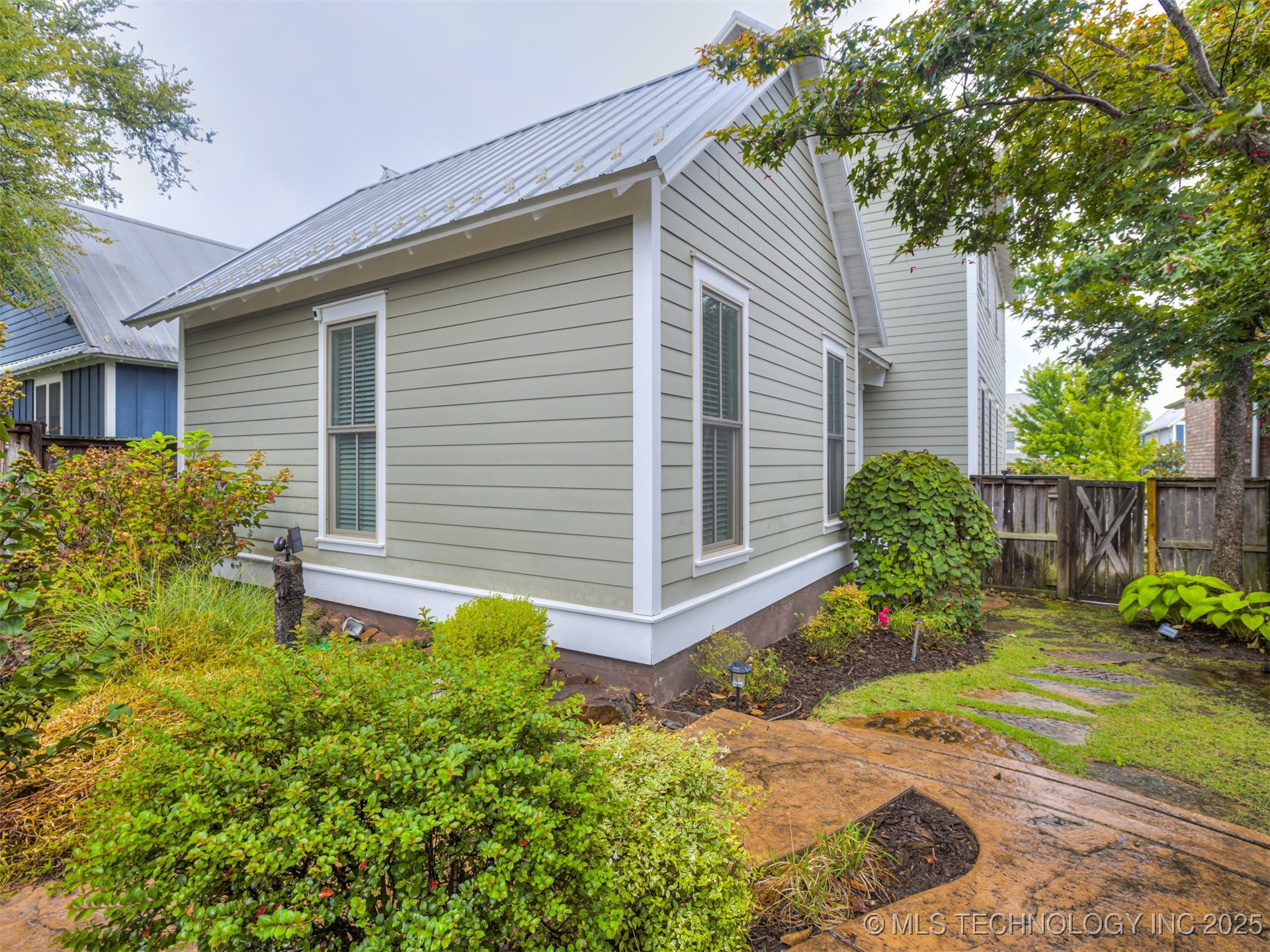 25 Boulevard Property Photo 42