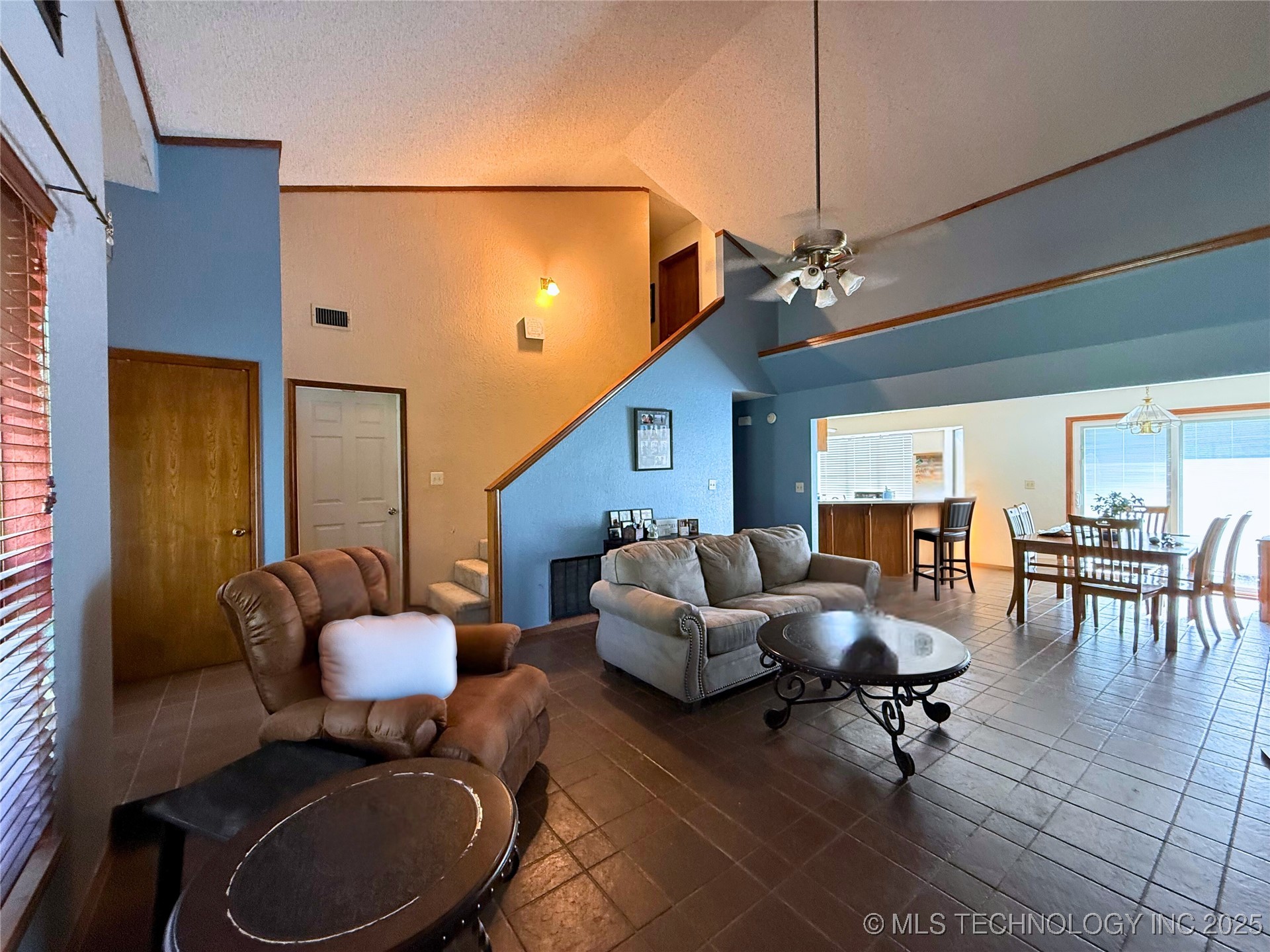 705 Shirley Property Photo 4