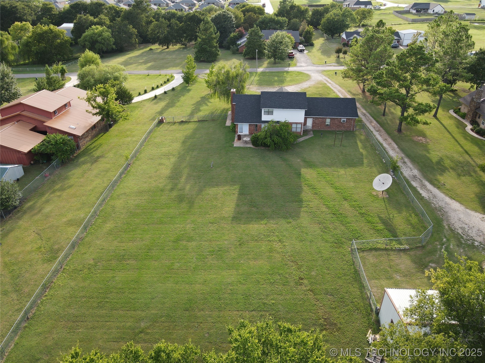 705 Shirley Property Photo 18