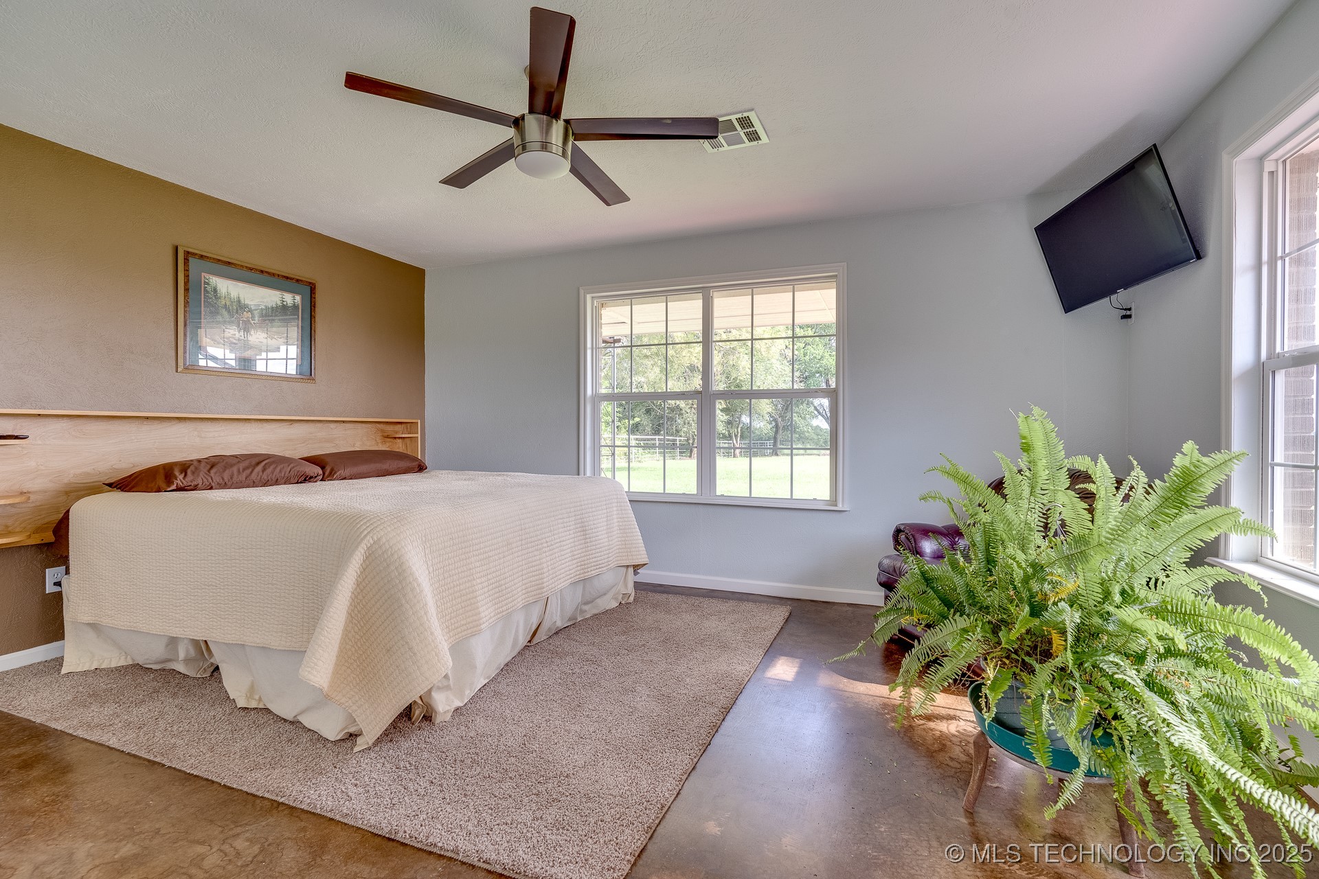 11551 County Road 1620 Property Photo 12