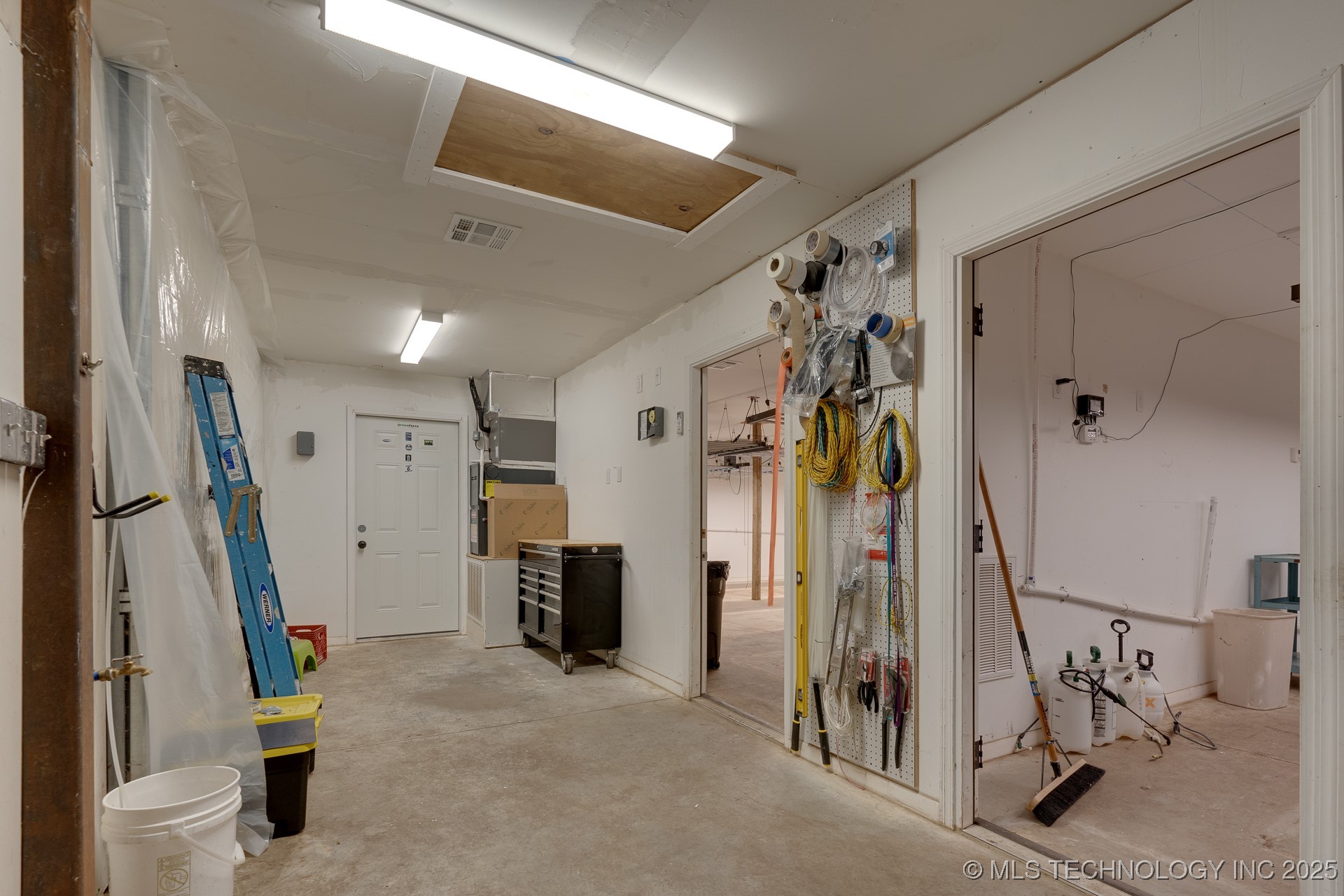 11551 County Road 1620 Property Photo 23