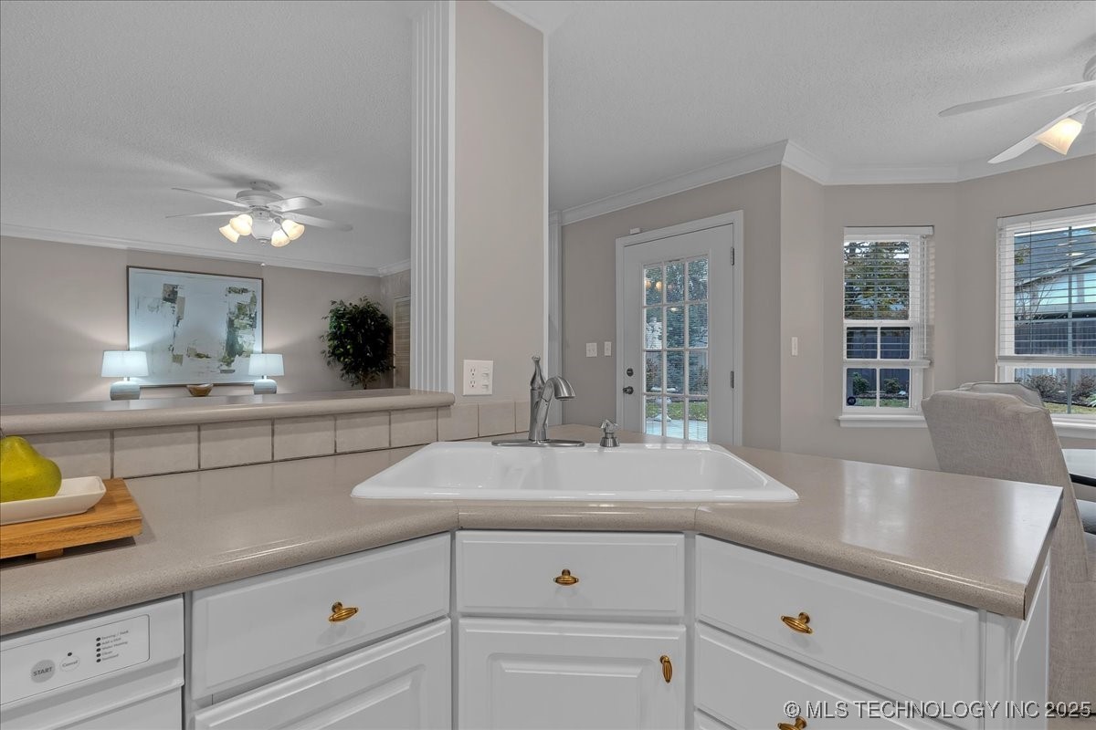 3633 E 70th Place Property Photo 21