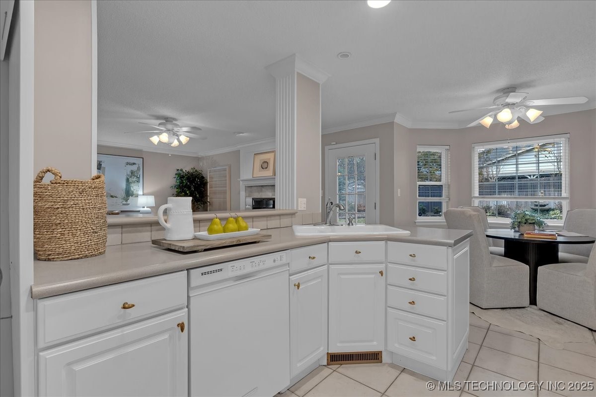 3633 E 70th Place Property Photo 24