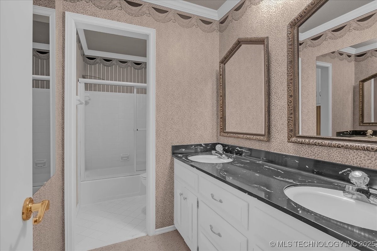 3633 E 70th Place Property Photo 43