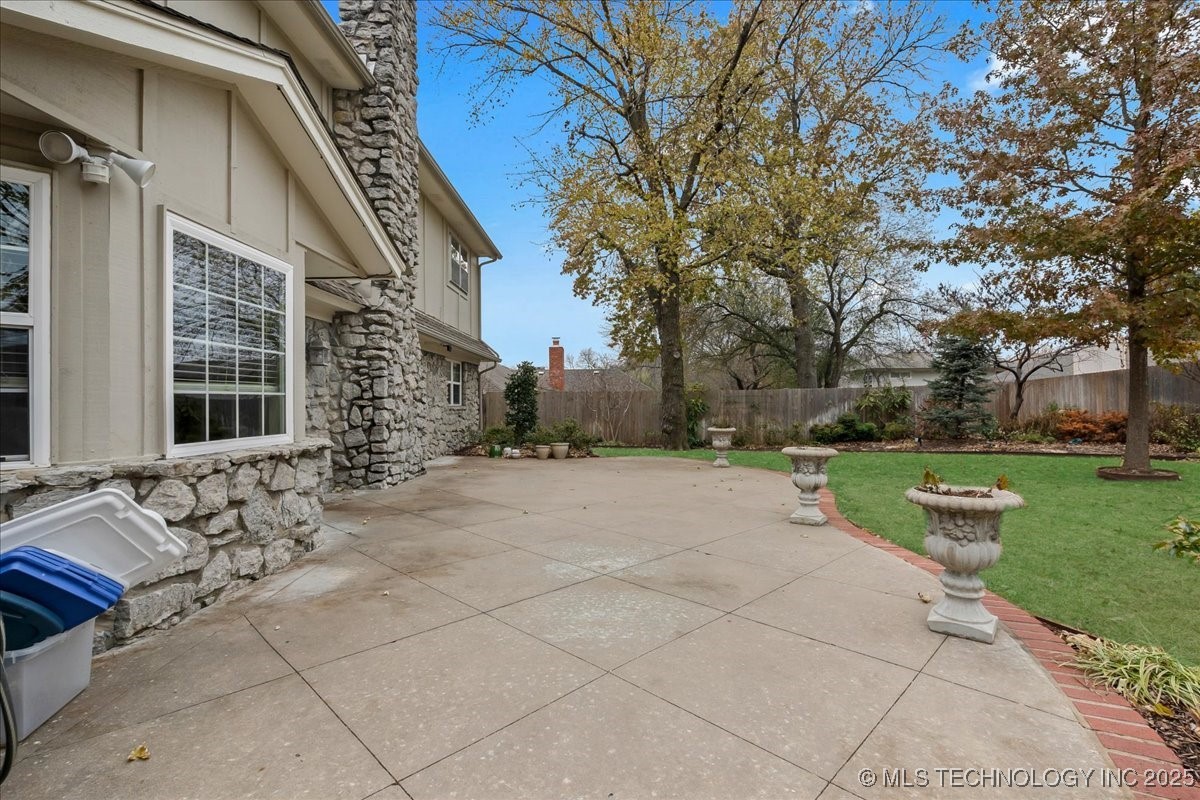 3633 E 70th Place Property Photo 55