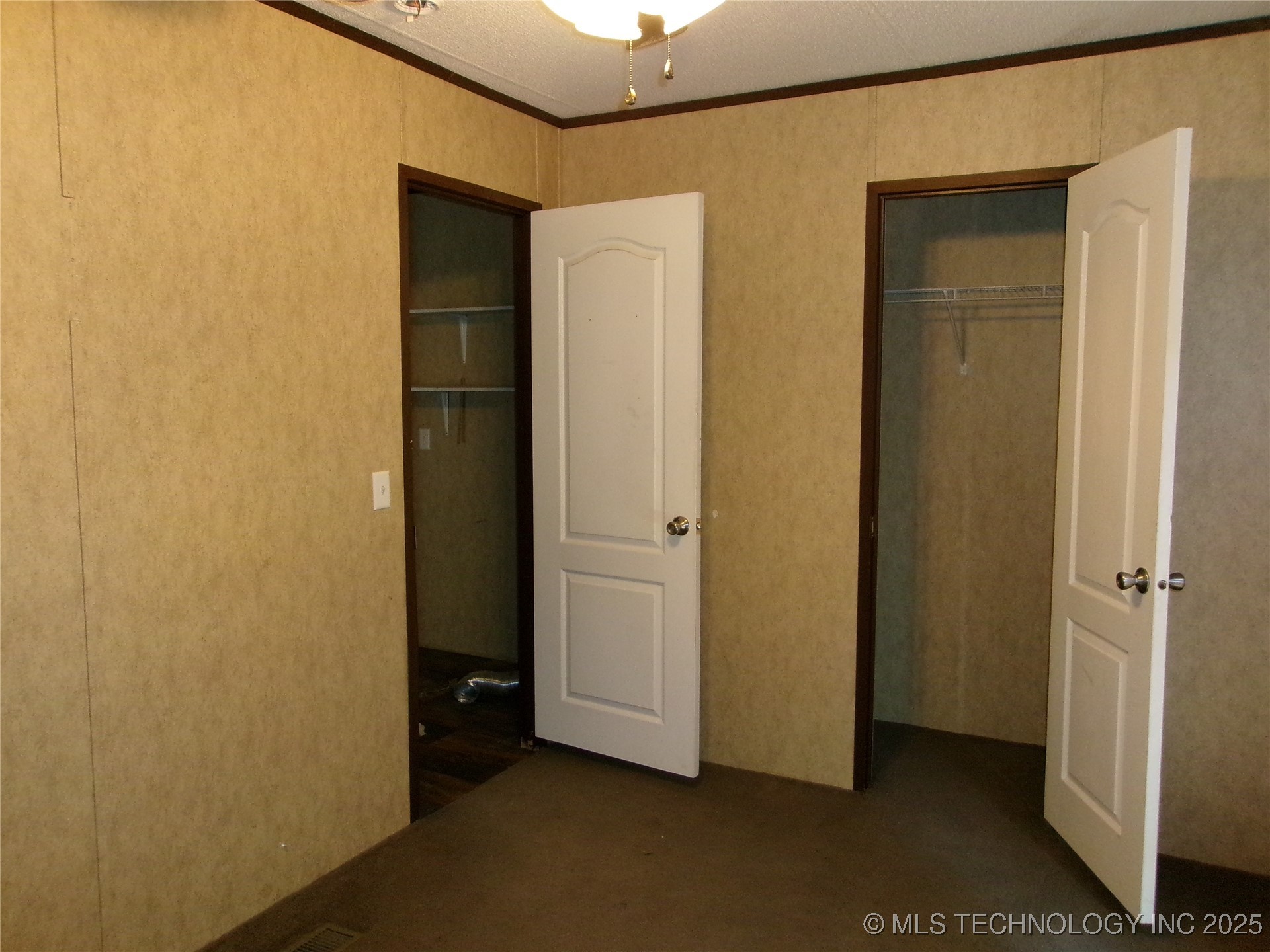 6050 N 38th Street E Property Photo 8