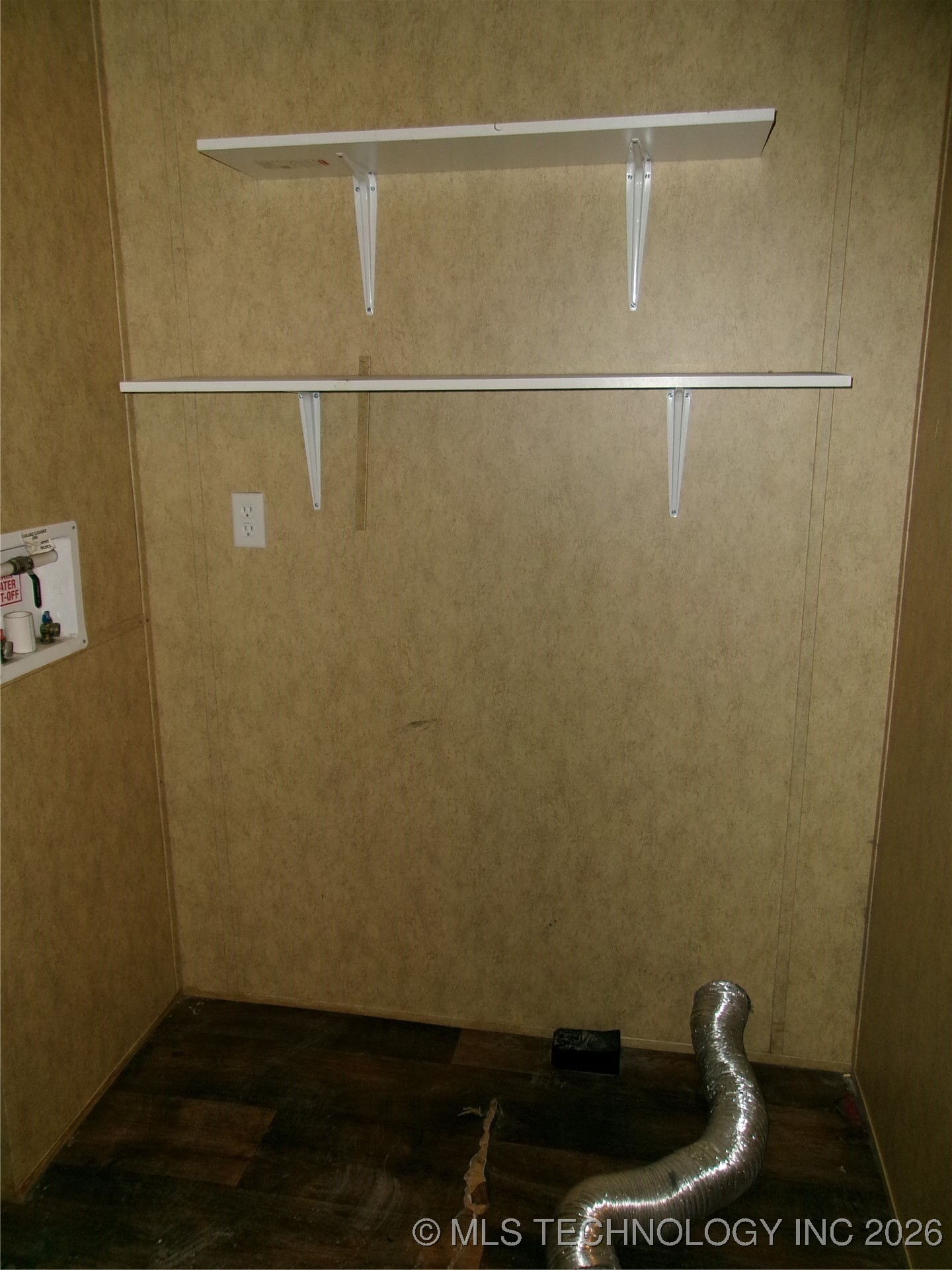 6050 N 38th Street E Property Photo 10