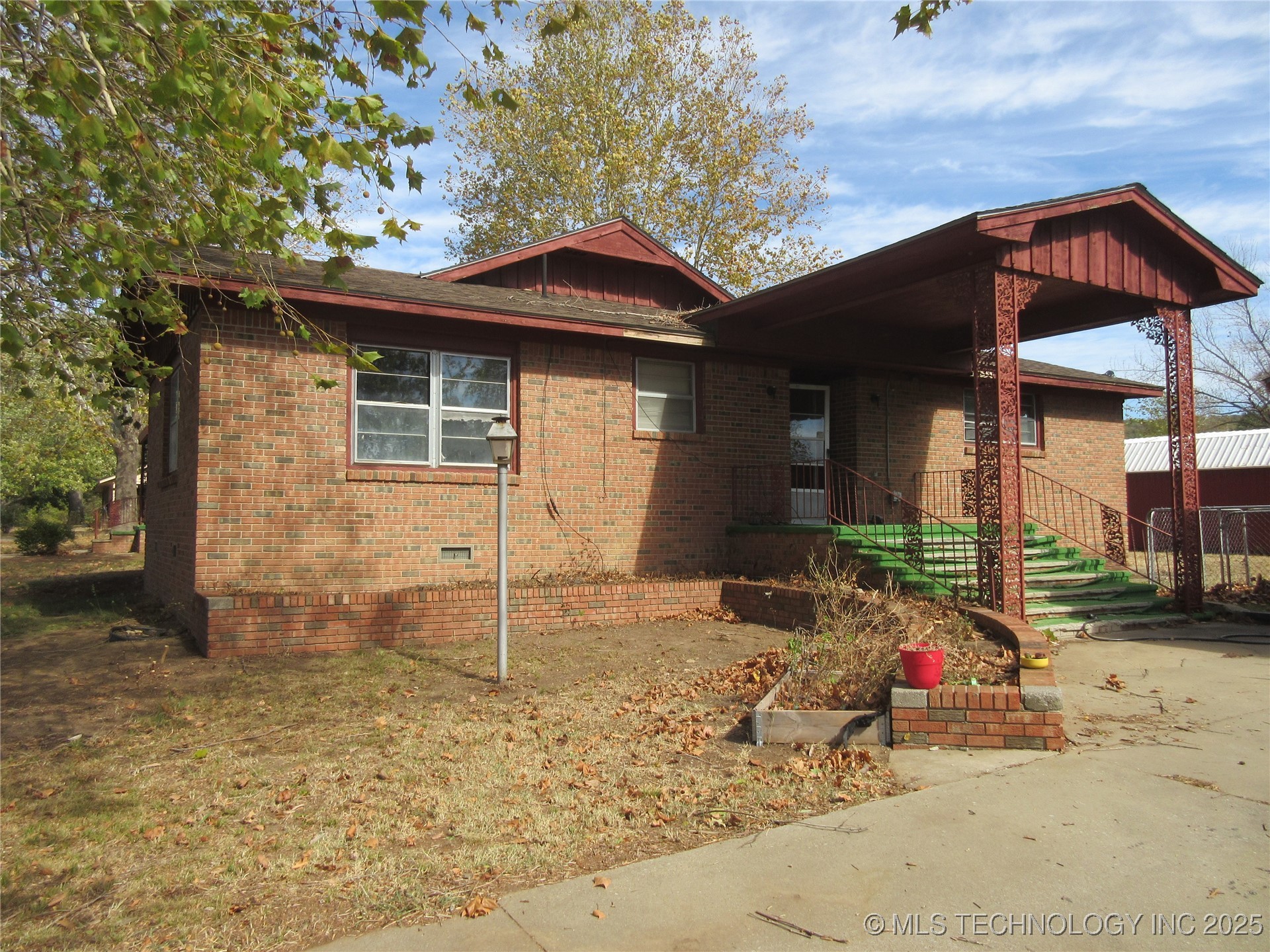 710 N K Street Property Photo 4