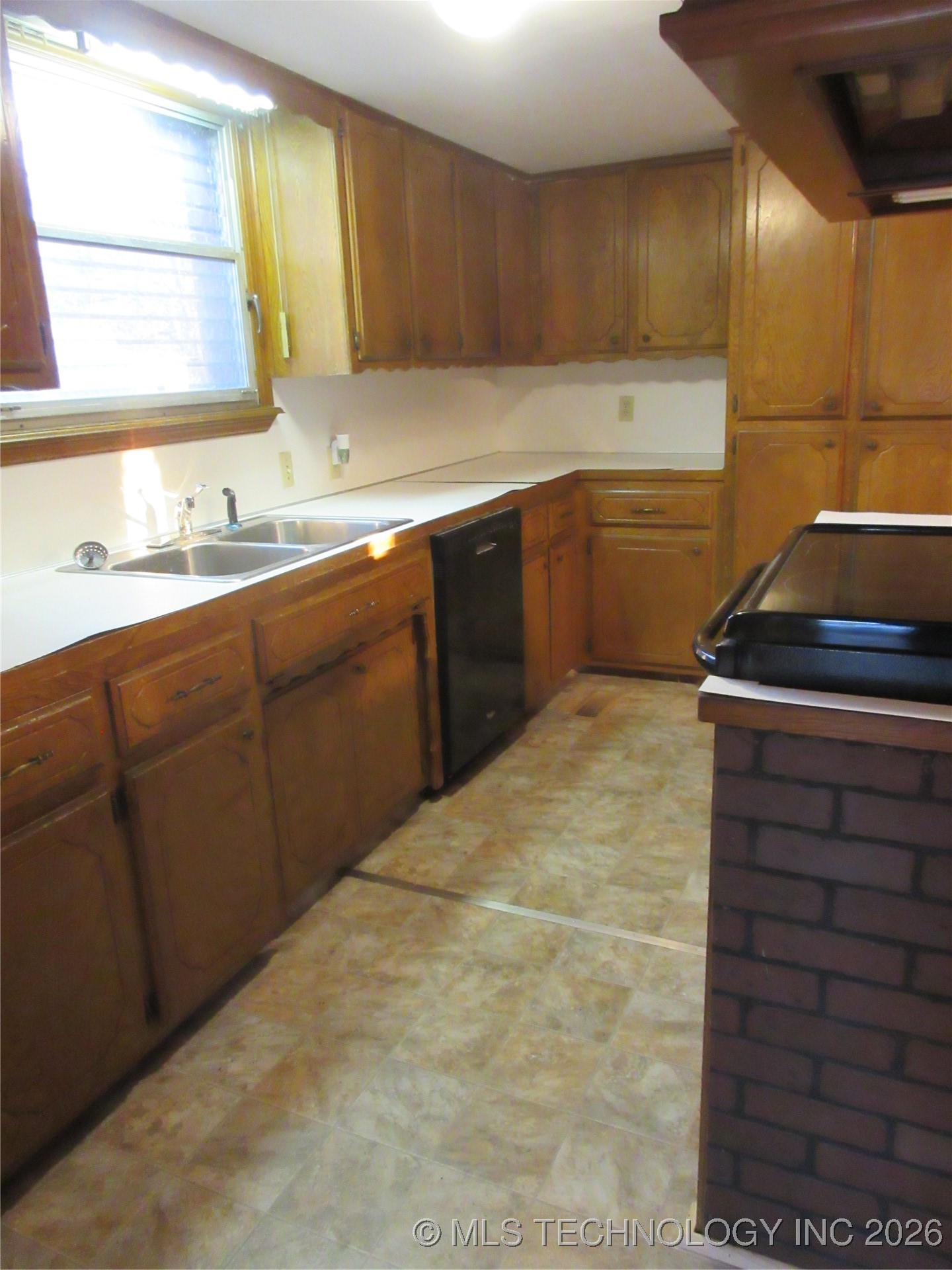 710 N K Street Property Photo 6