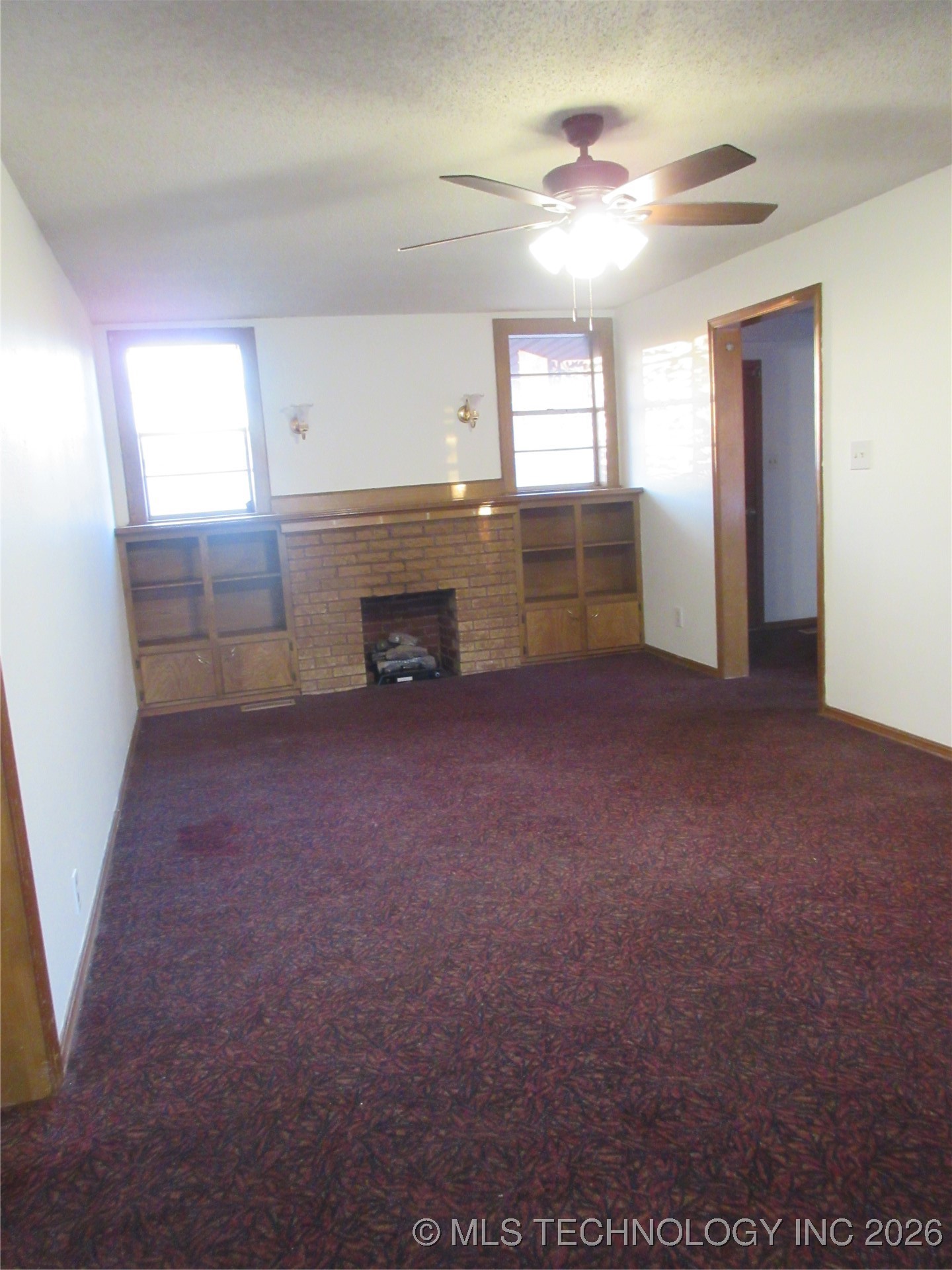 710 N K Street Property Photo 11