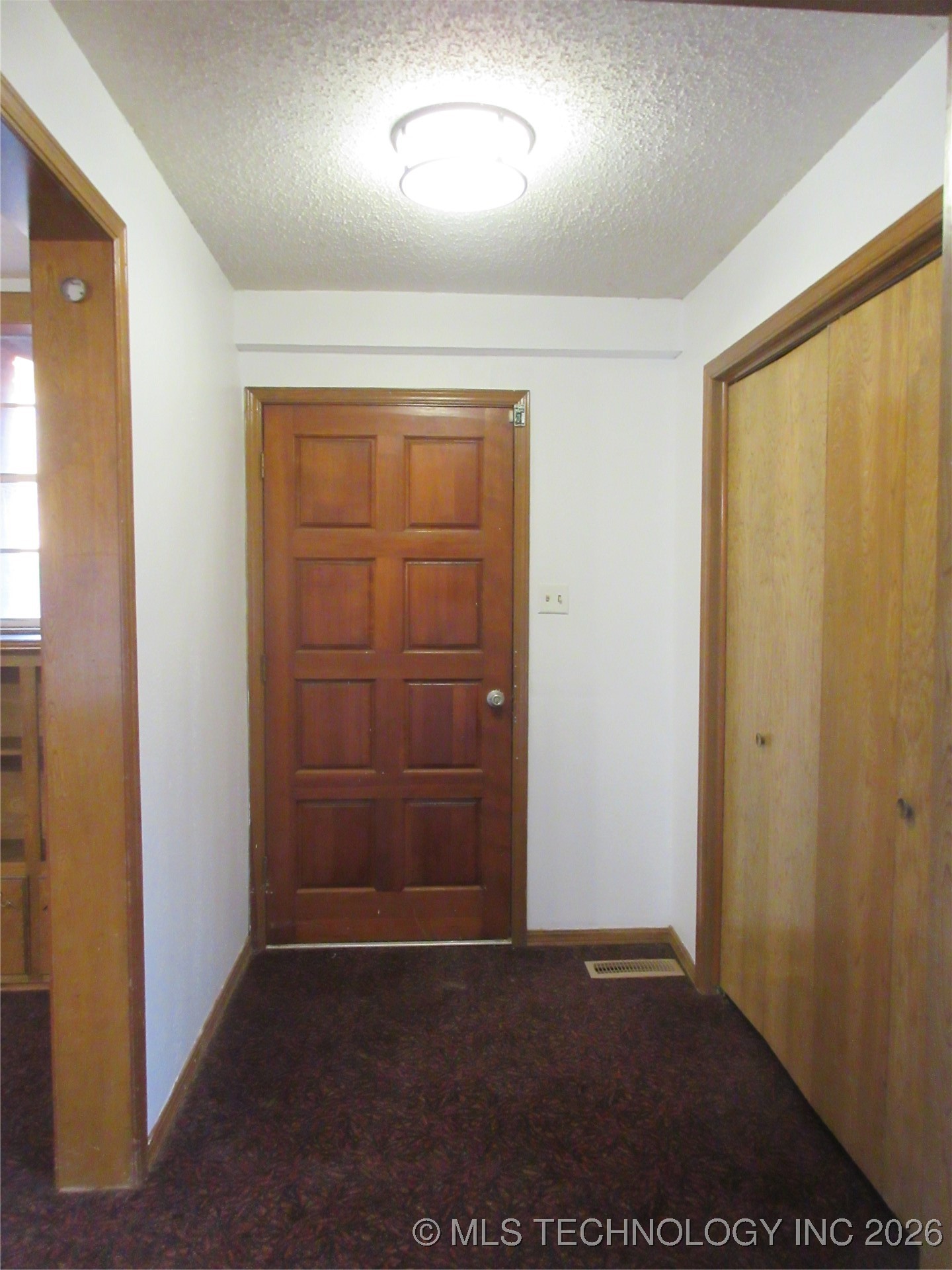 710 N K Street Property Photo 14