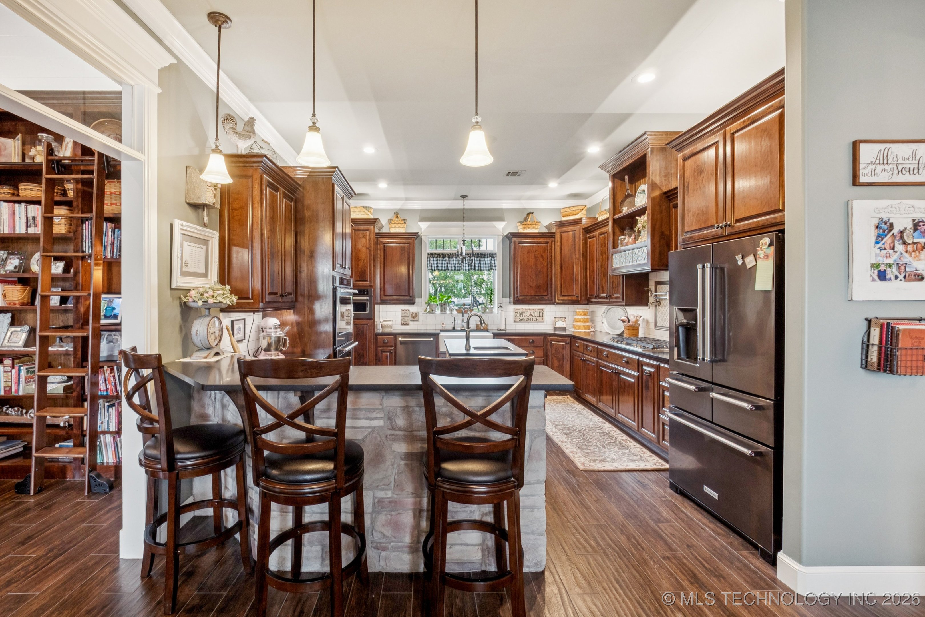 791 Wild Rose Road Property Photo 9