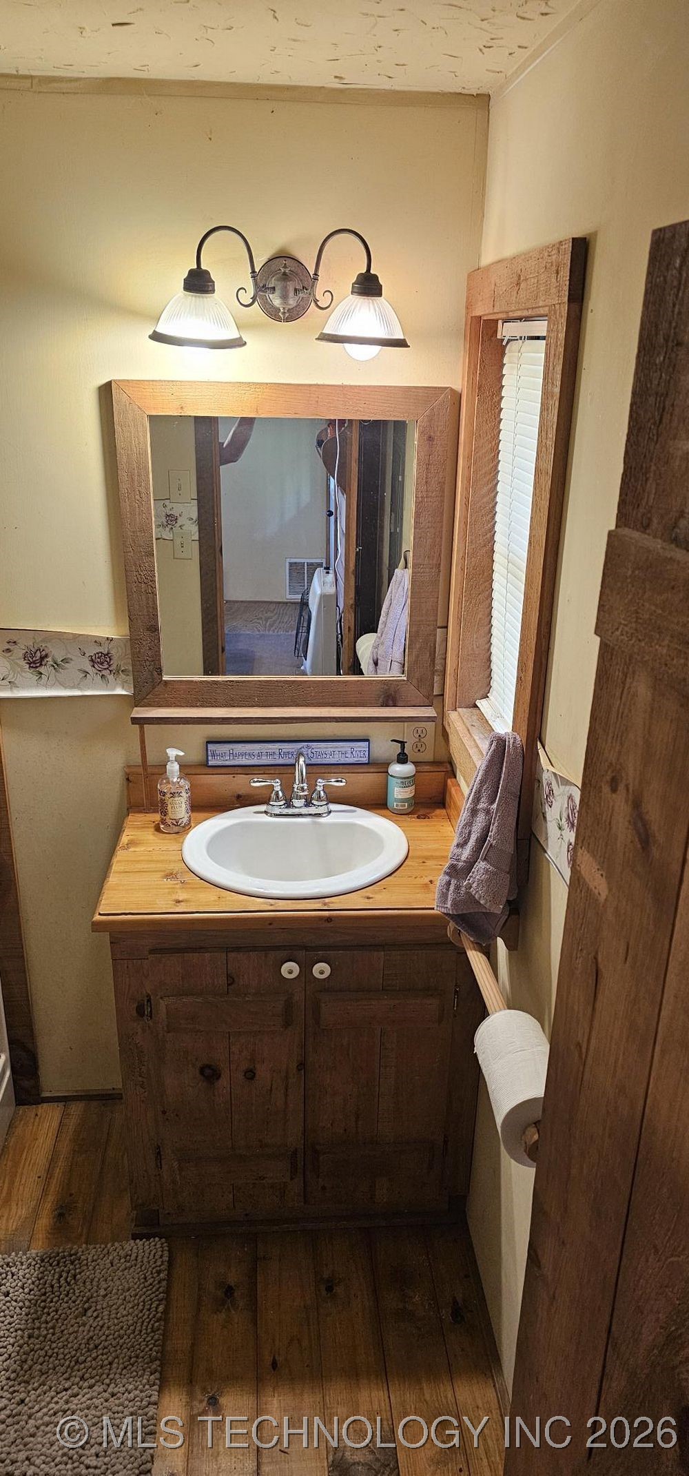 170318 Indian Hwy Property Photo 7