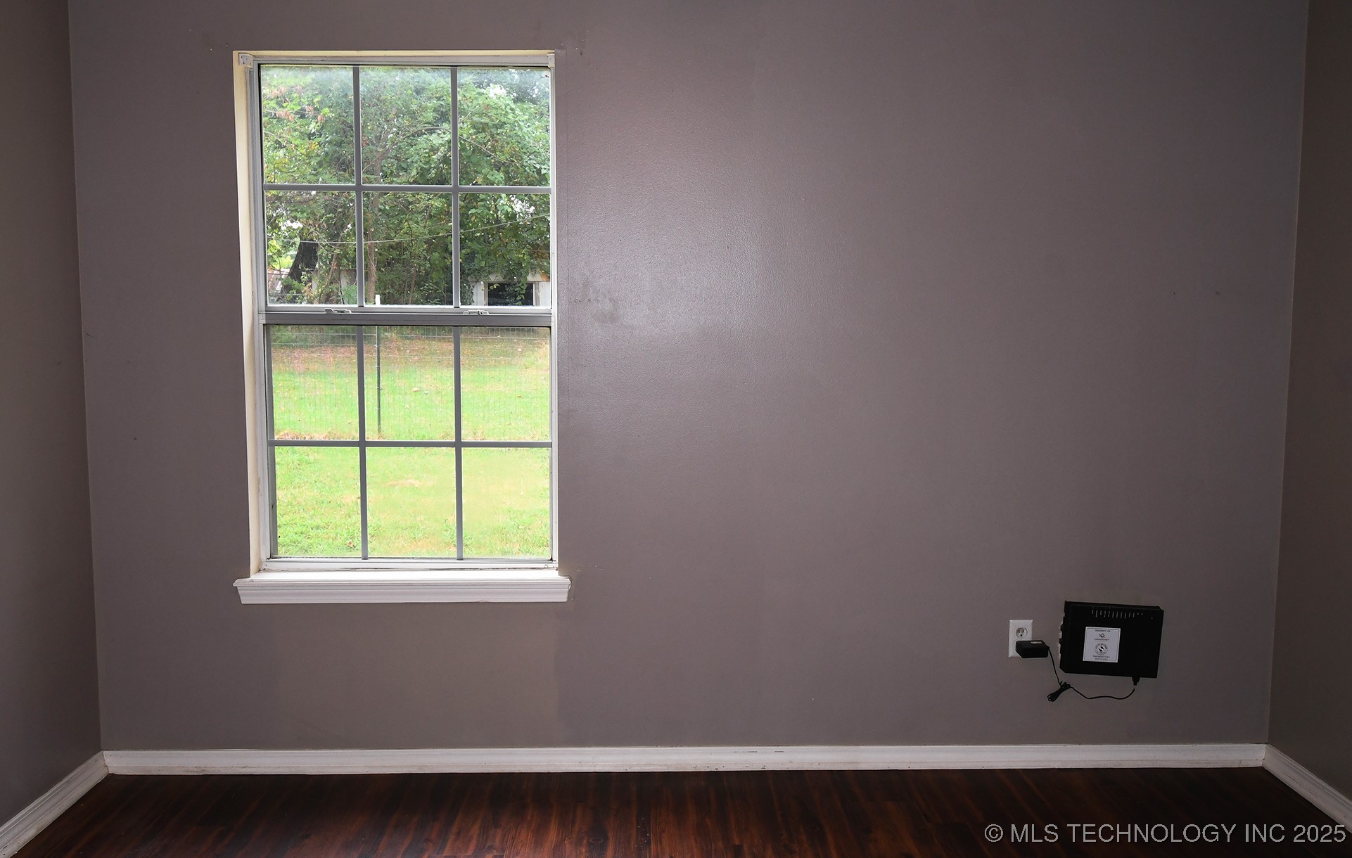 403 N Maple Property Photo 17