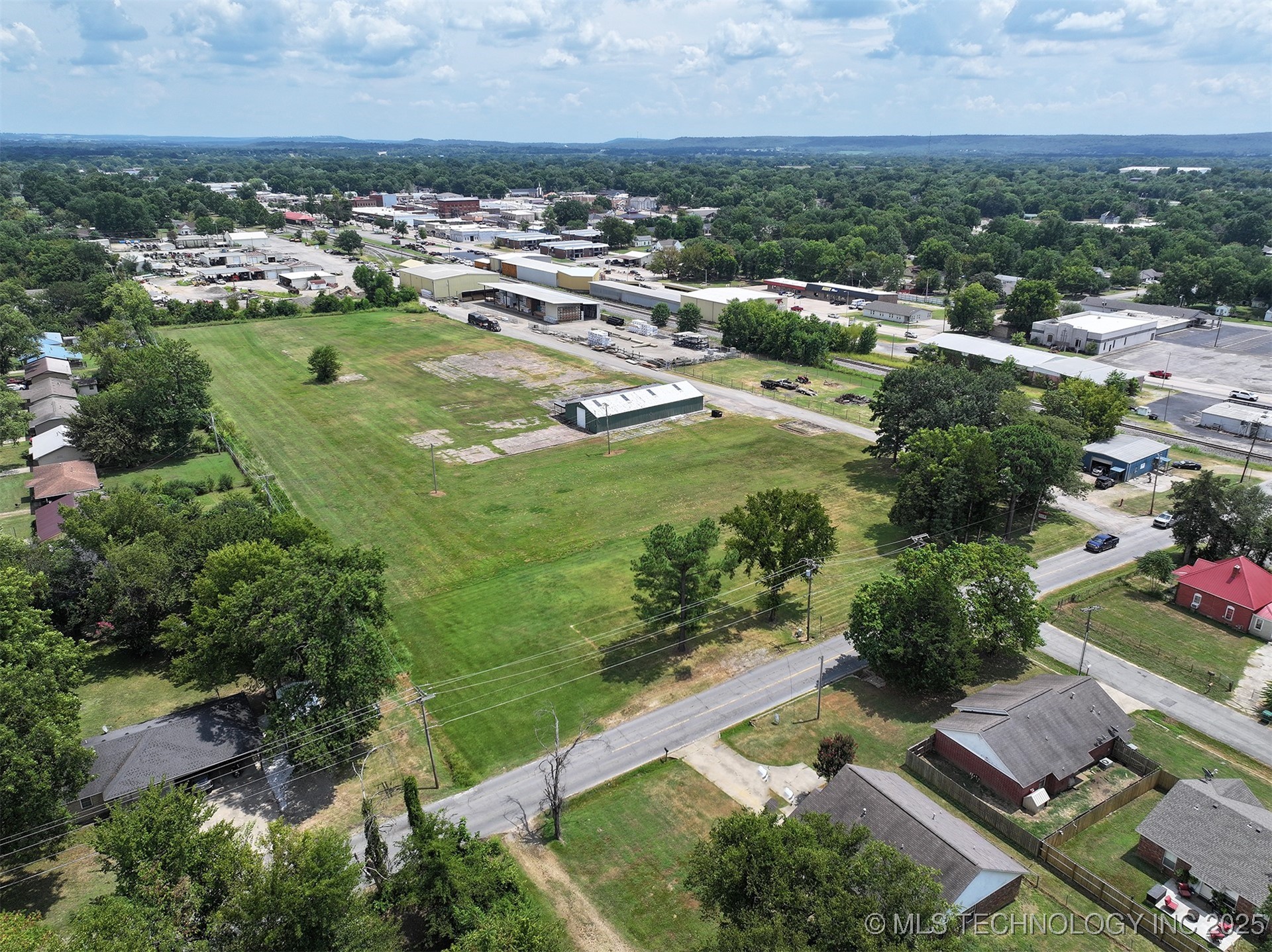 403 N Maple Property Photo 29