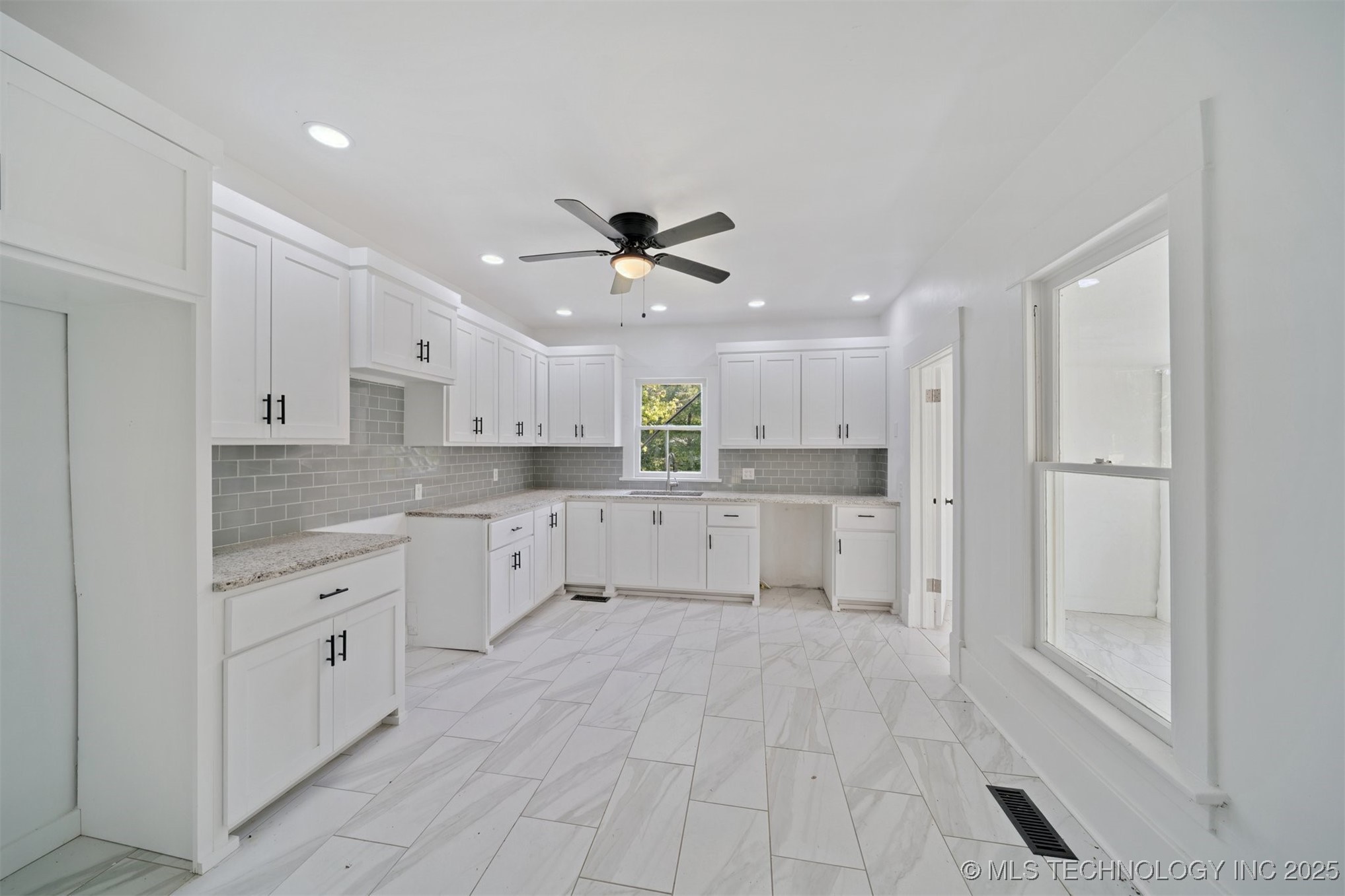 512 Cherokee Street Property Photo 14