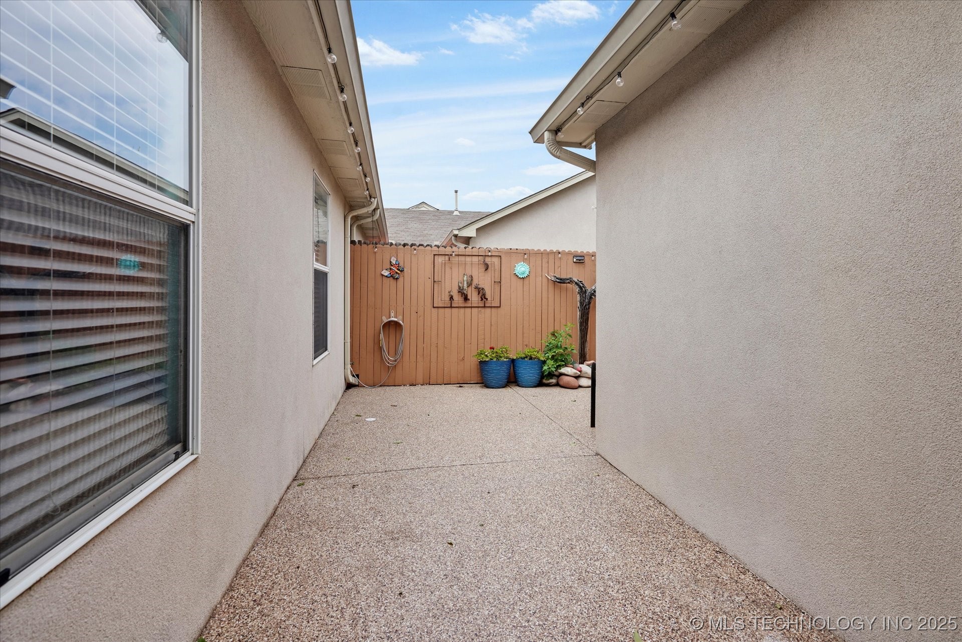 8323 E 81st Place Property Photo 15