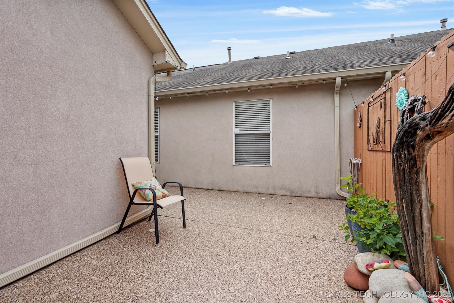 8323 E 81st Place Property Photo 16