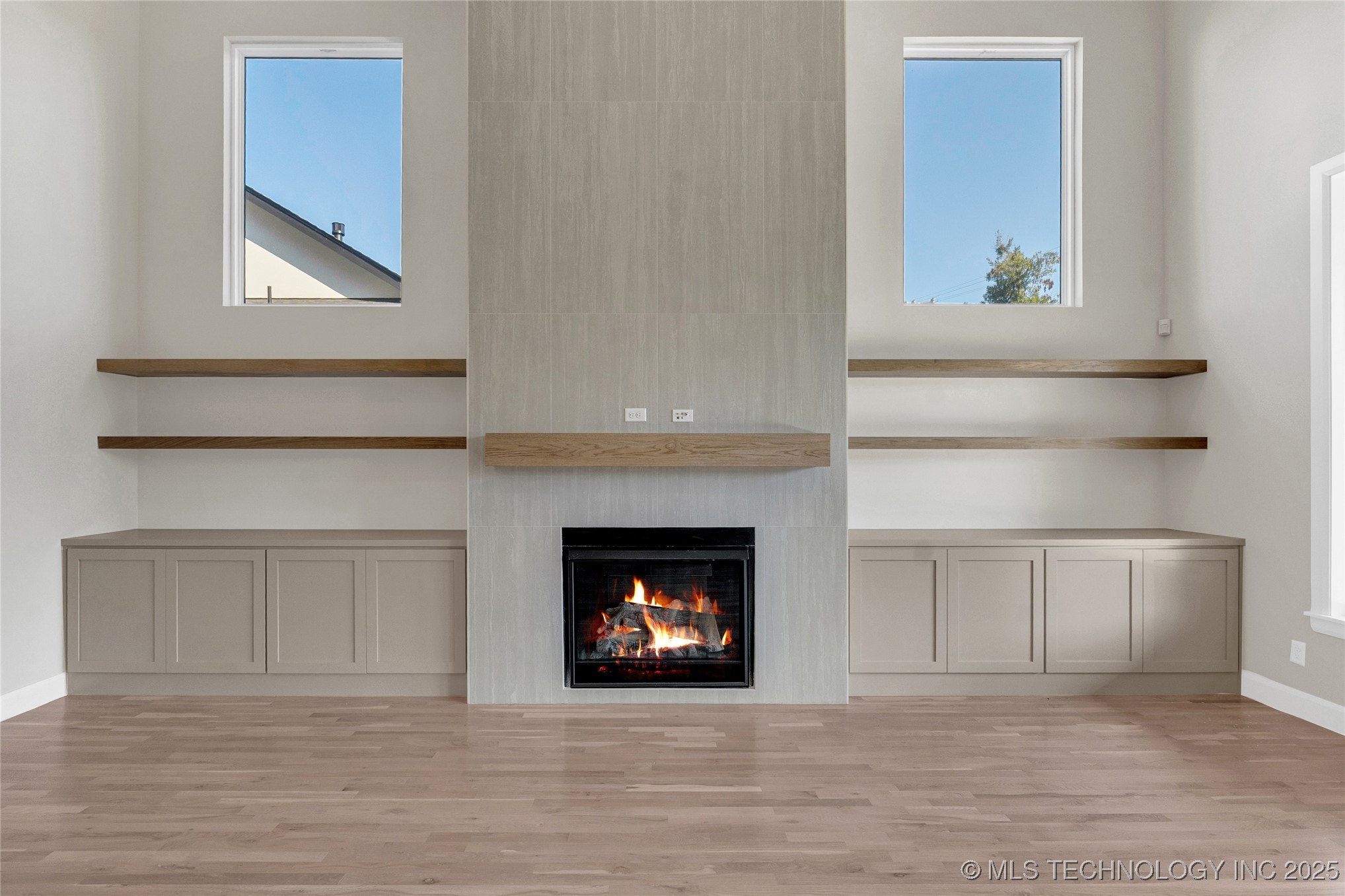 4641 S Detroit Avenue Property Photo 8