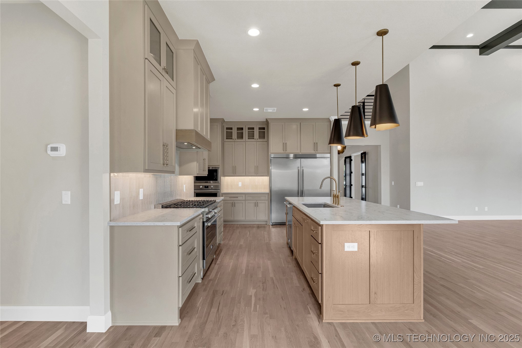 4641 S Detroit Avenue Property Photo 15