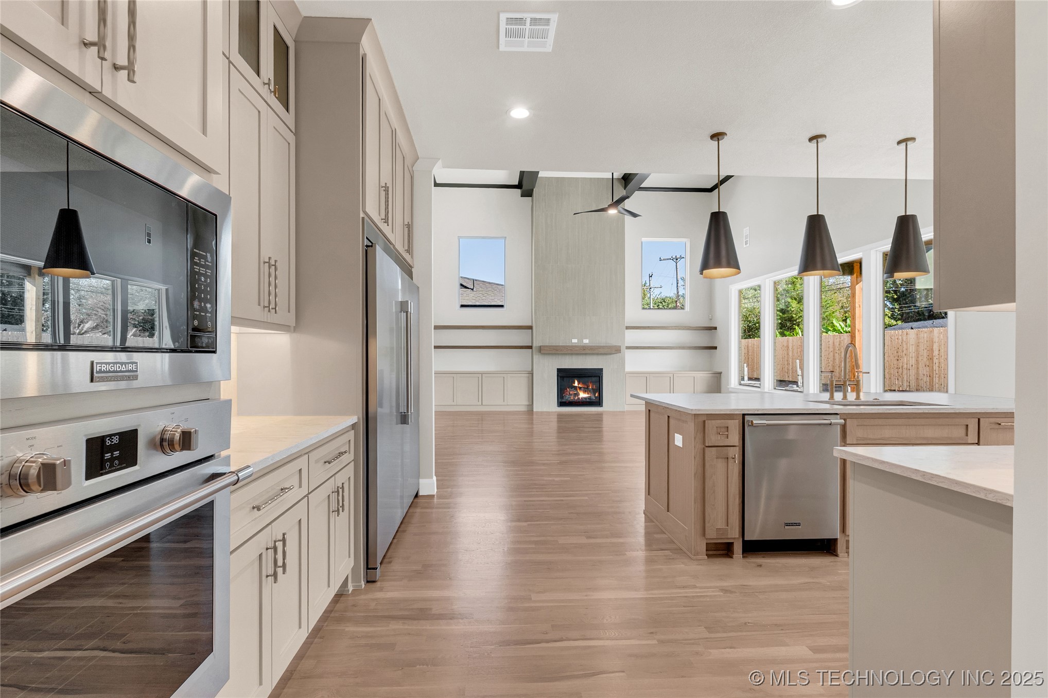 4641 S Detroit Avenue Property Photo 21