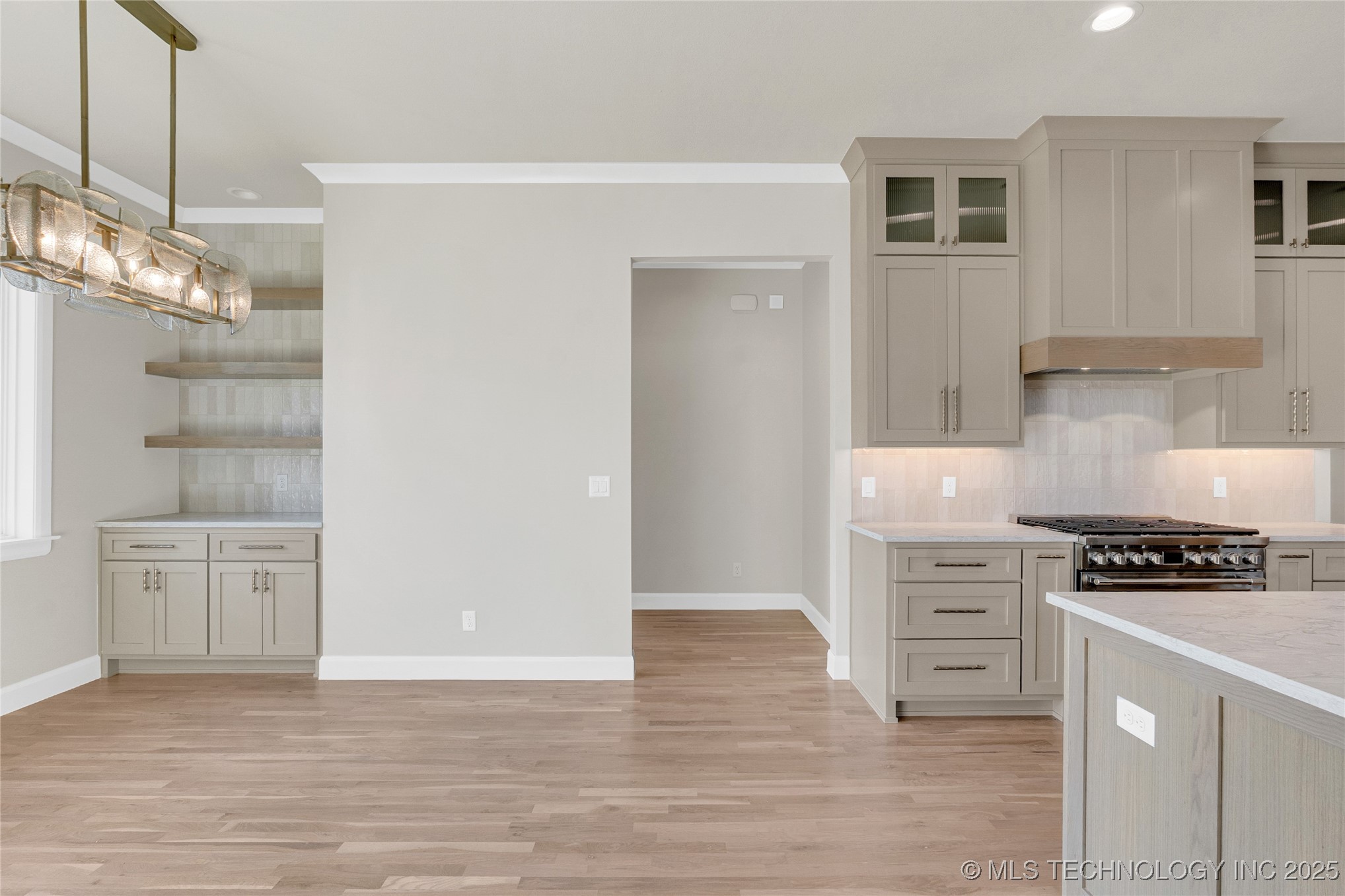 4641 S Detroit Avenue Property Photo 26