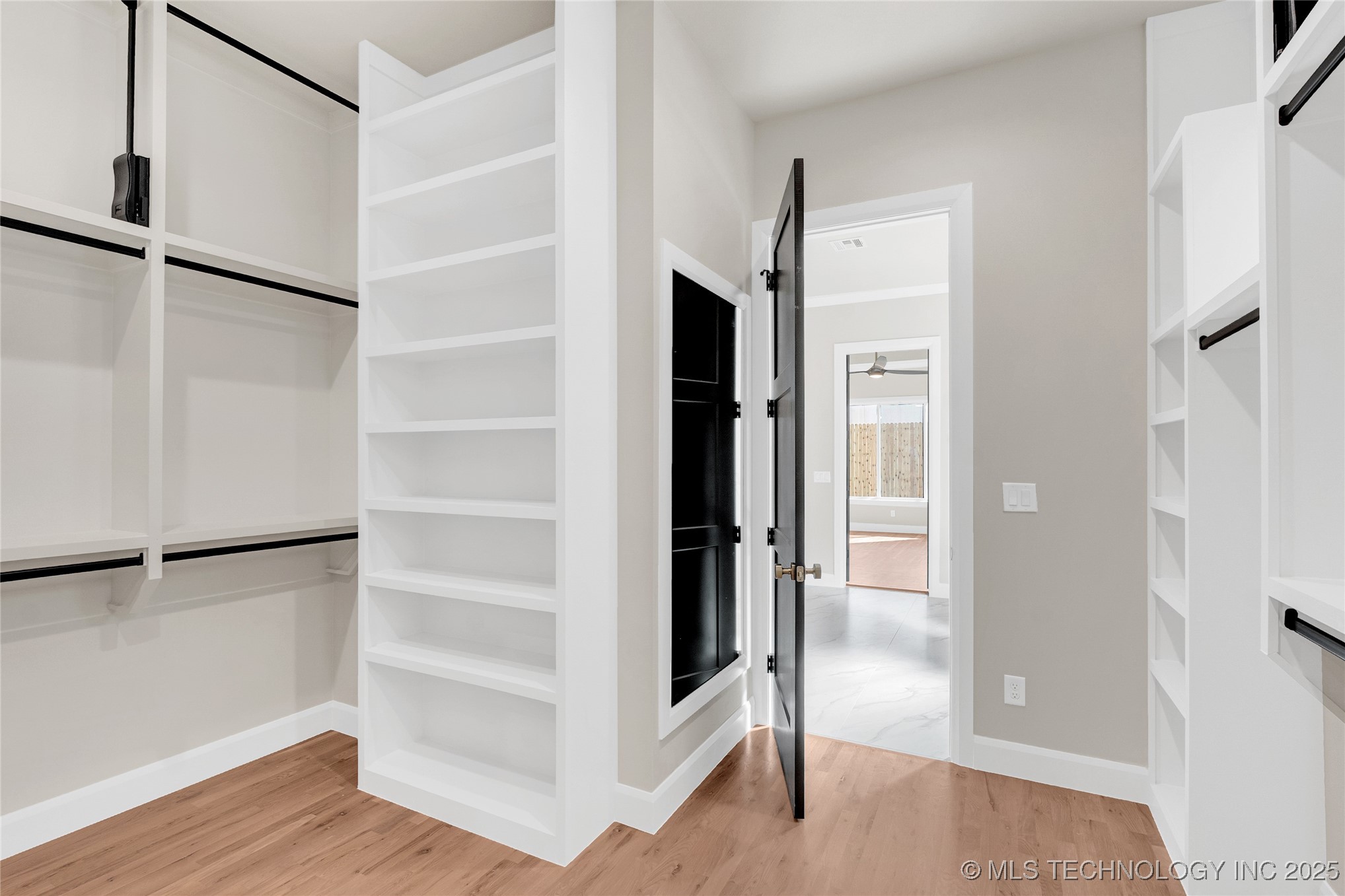 4641 S Detroit Avenue Property Photo 40