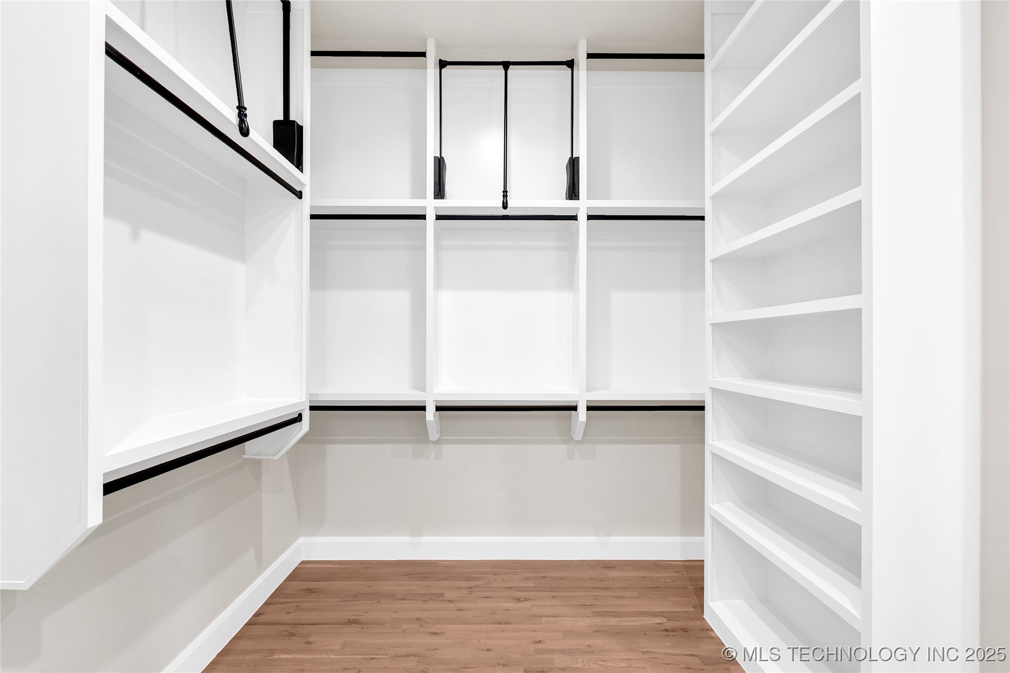 4641 S Detroit Avenue Property Photo 41