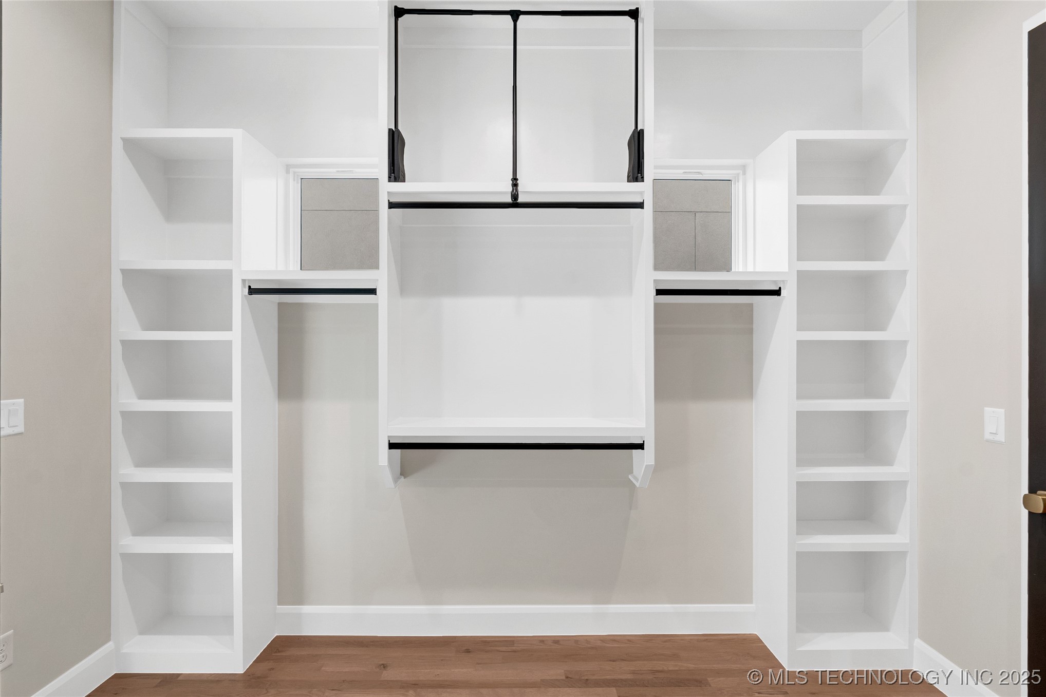 4641 S Detroit Avenue Property Photo 42