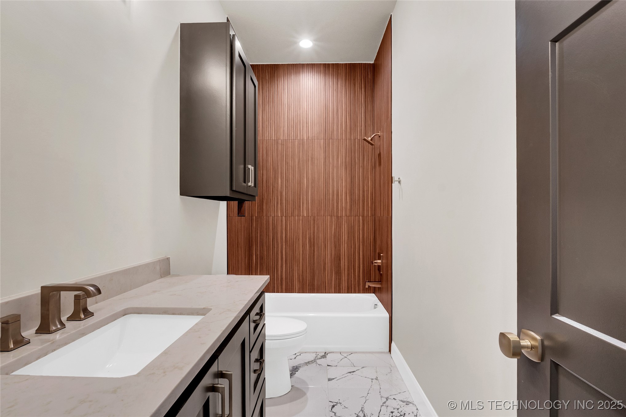 4641 S Detroit Avenue Property Photo 49