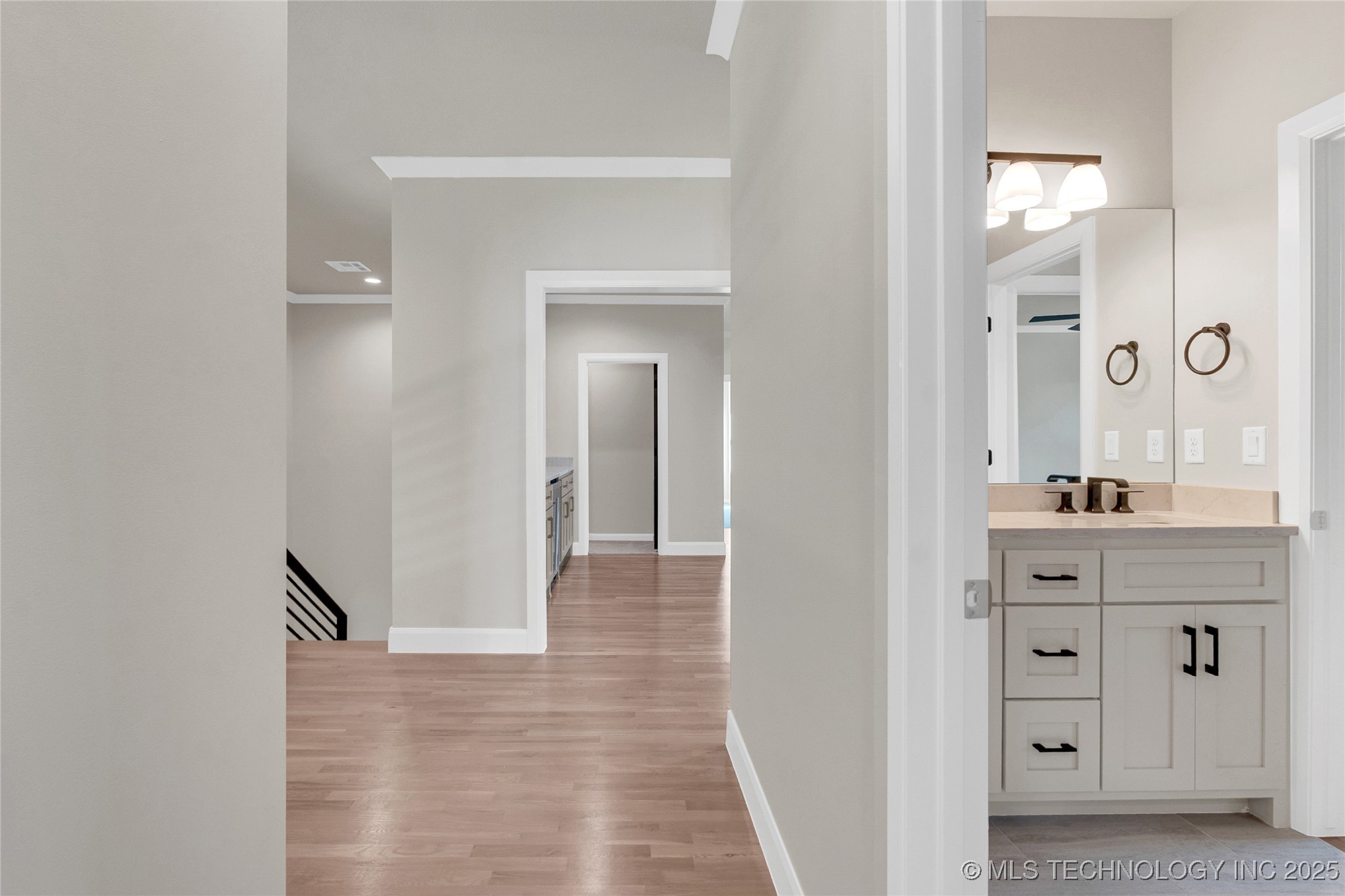 4641 S Detroit Avenue Property Photo 61