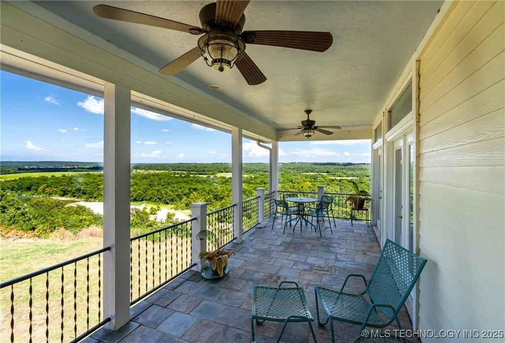 14129 Oak Ridge Property Photo 2