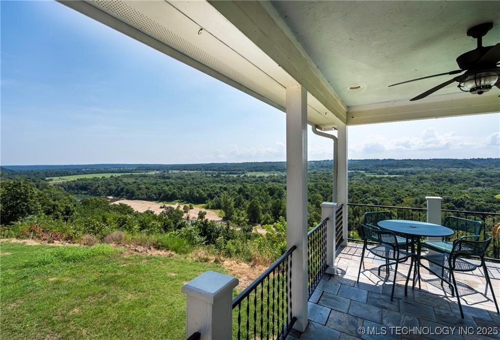 14129 Oak Ridge Property Photo 3