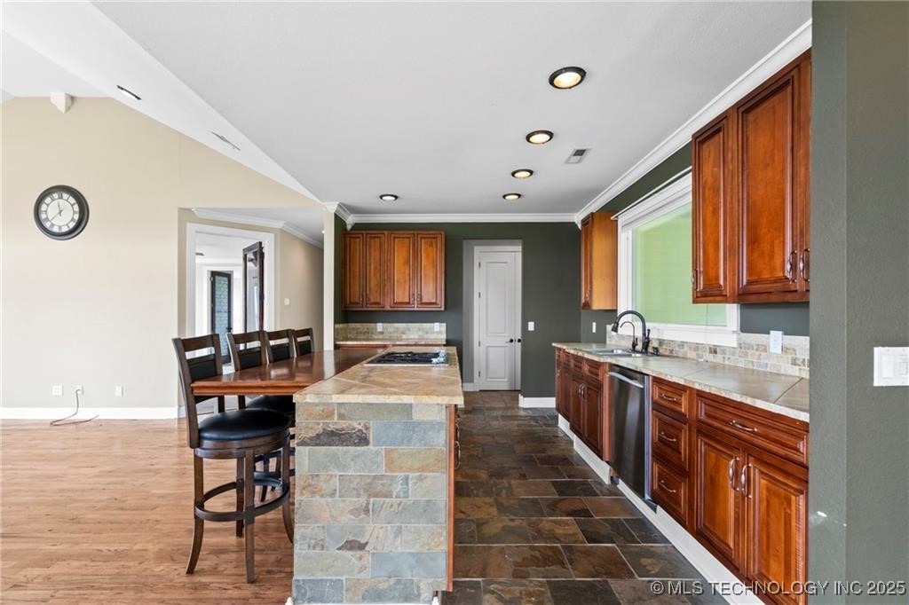 14129 Oak Ridge Property Photo 12