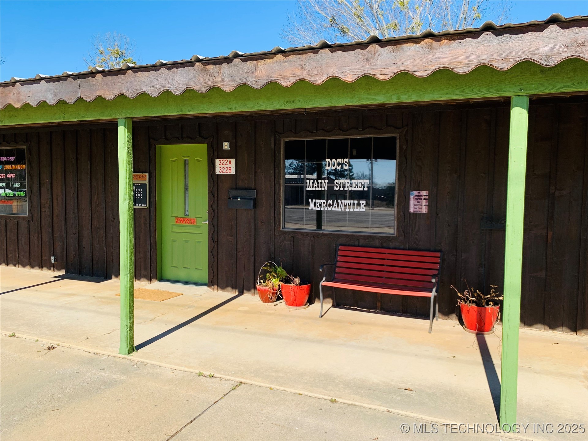 322 W Main Street Property Photo 1