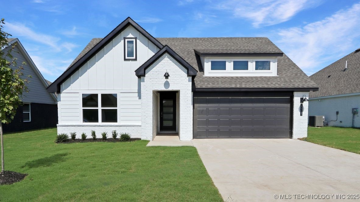 22703 E 106th Place S Property Photo 1