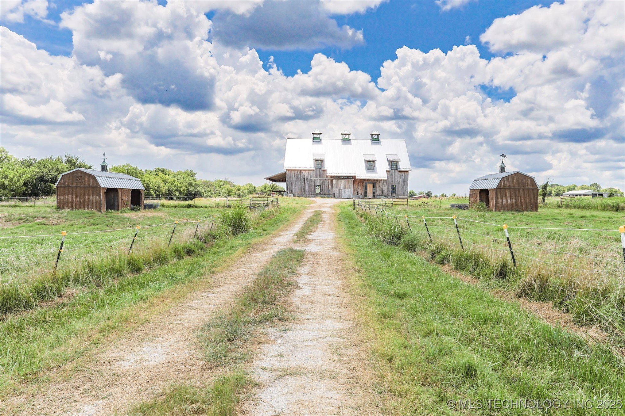 6146 W 108th Street North Property Photo 1