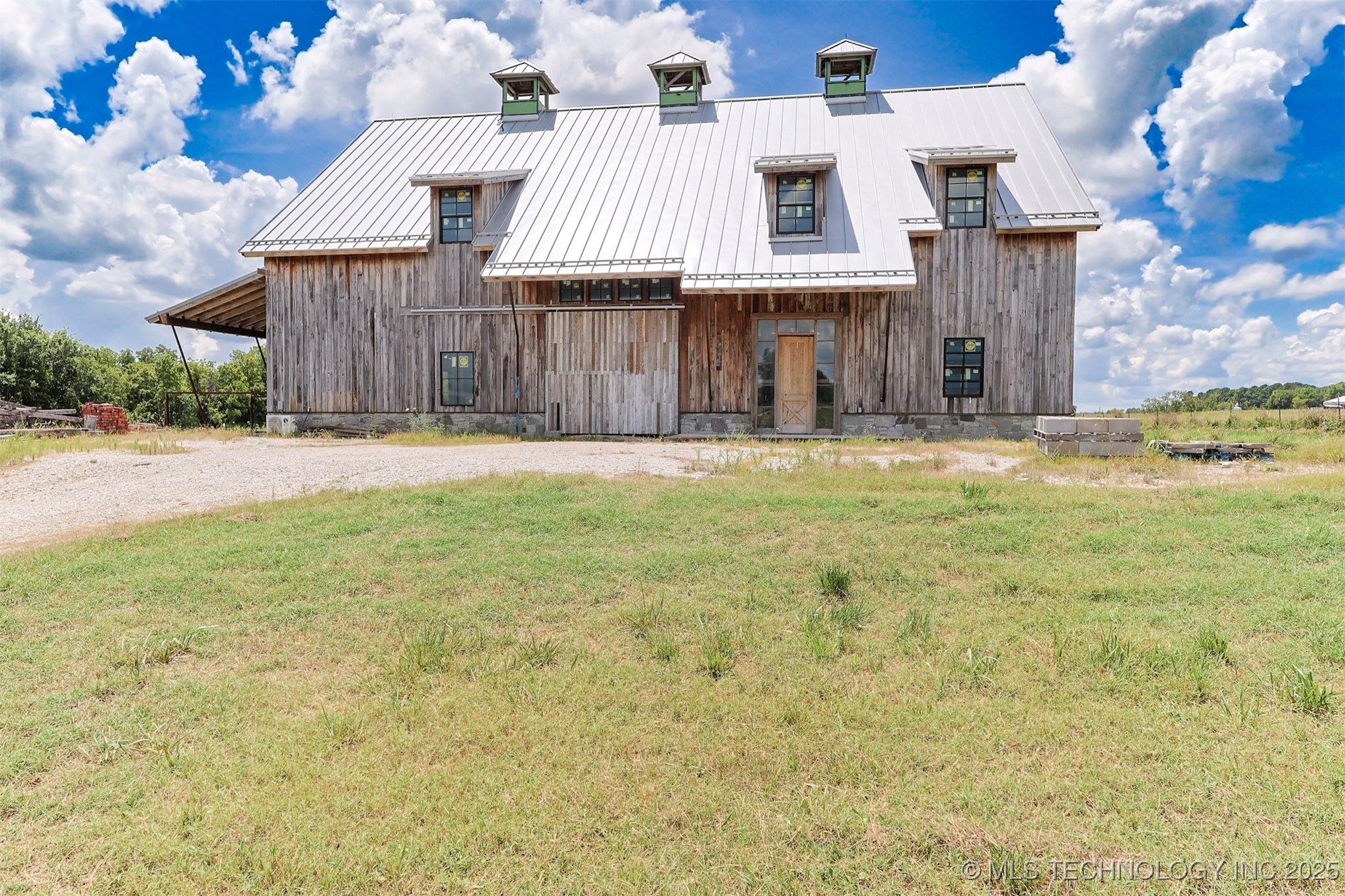 6146 W 108th Street North Property Photo 5