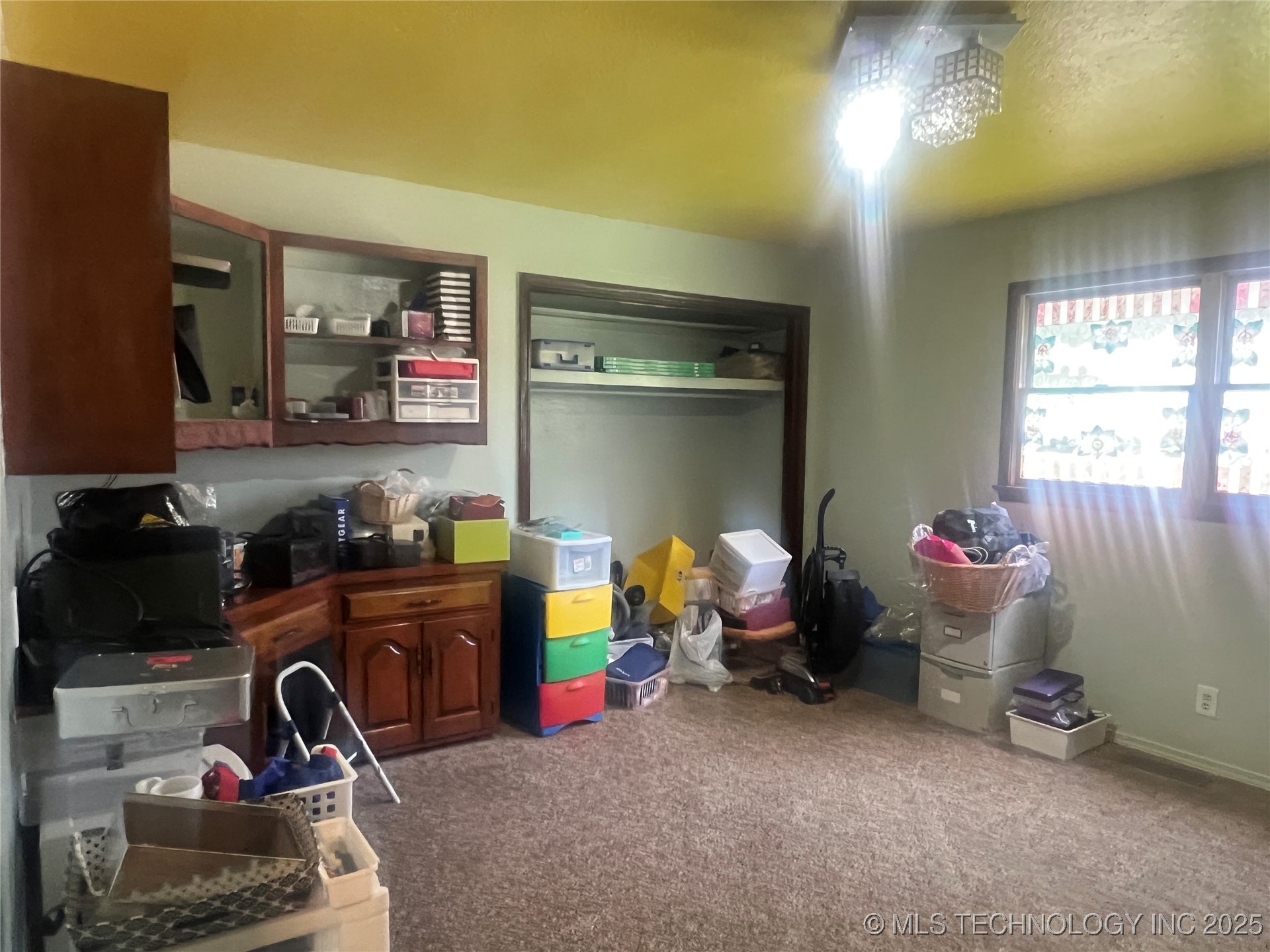 2901 Robin Property Photo 19