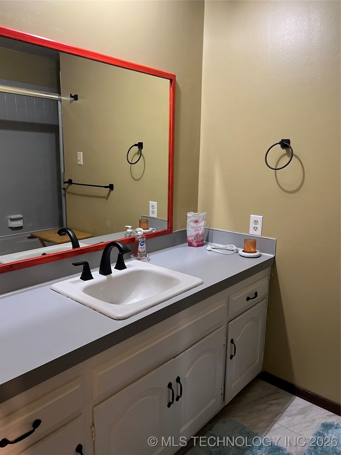 2901 Robin Property Photo 20