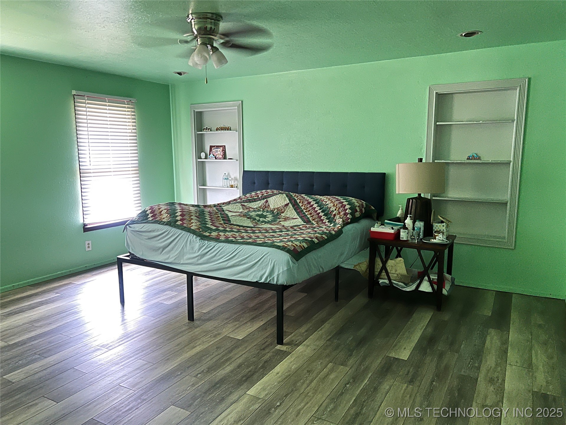 2901 Robin Property Photo 26