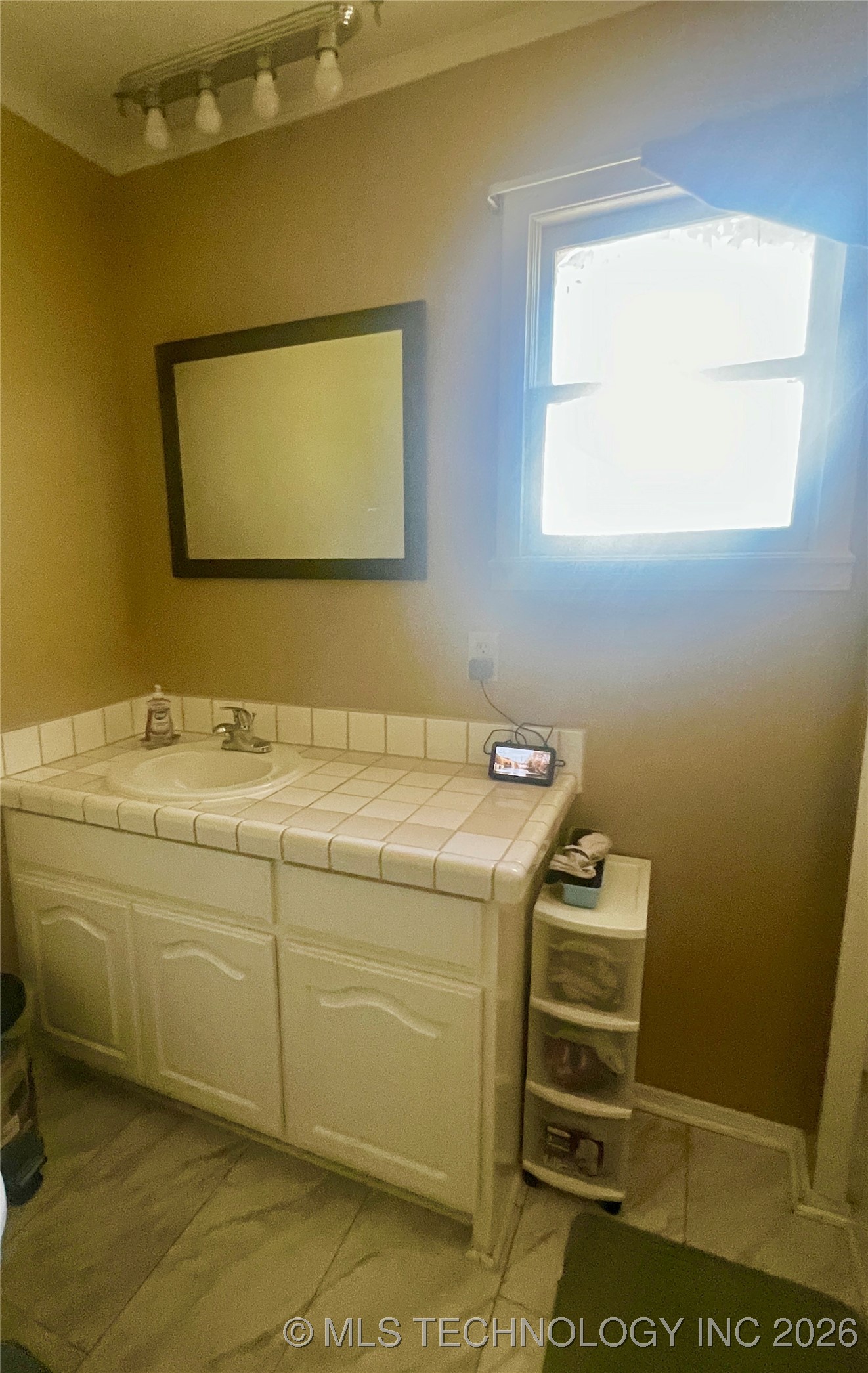 2901 Robin Property Photo 28