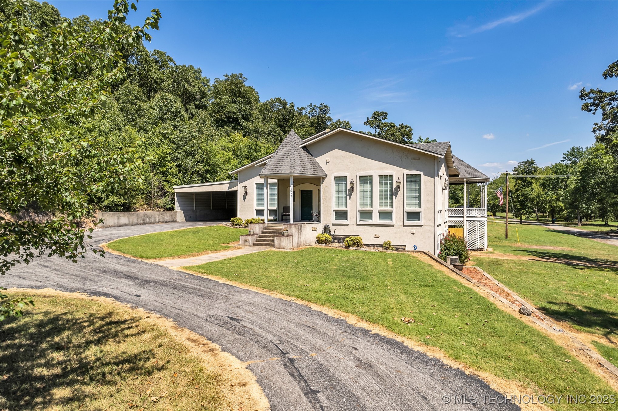 52990 E 260 Road Property Photo 7