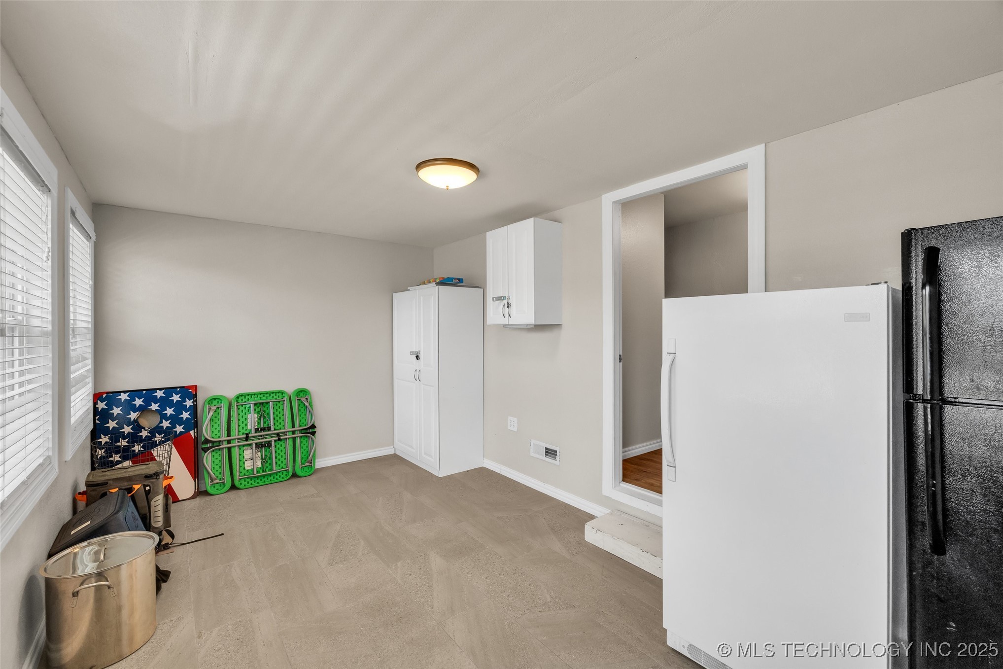 52990 E 260 Road Property Photo 53