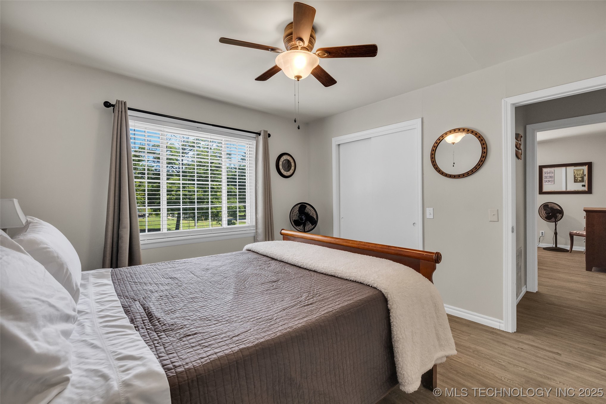 52990 E 260 Road Property Photo 56