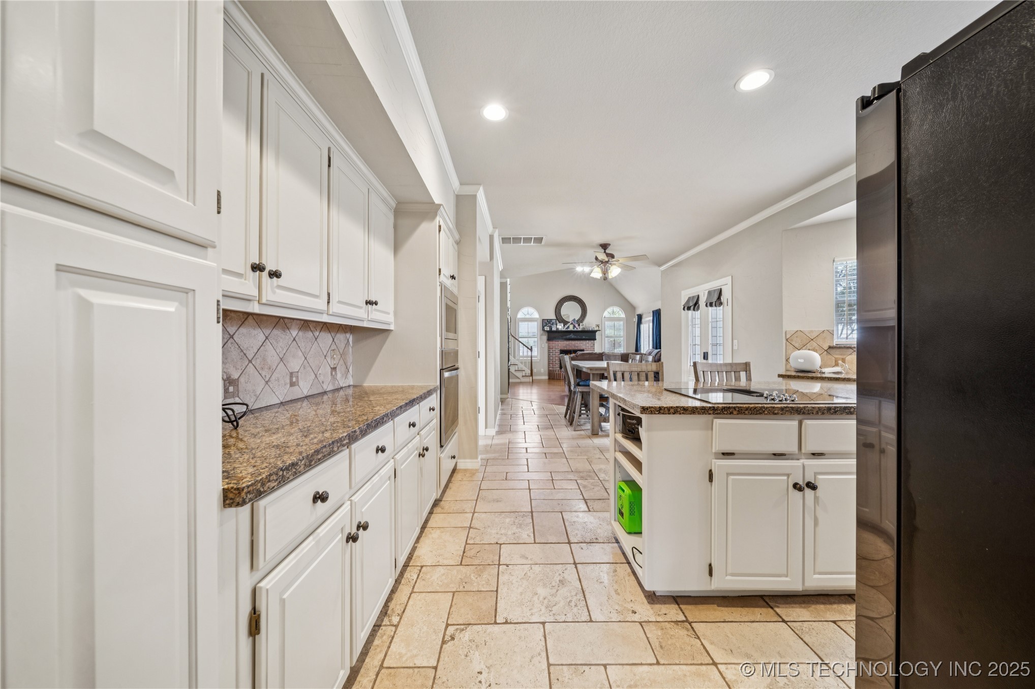 9225 N 133rd Avenue Property Photo 18