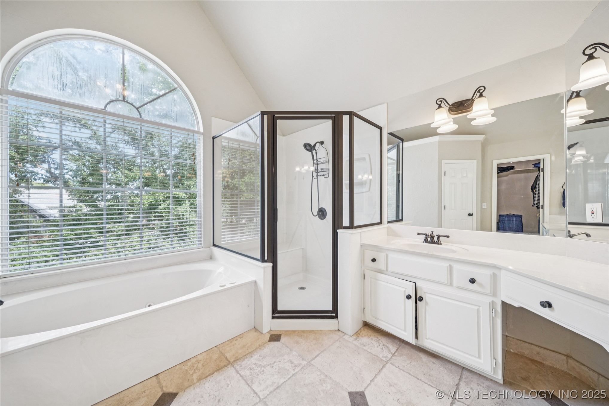 9225 N 133rd Avenue Property Photo 27