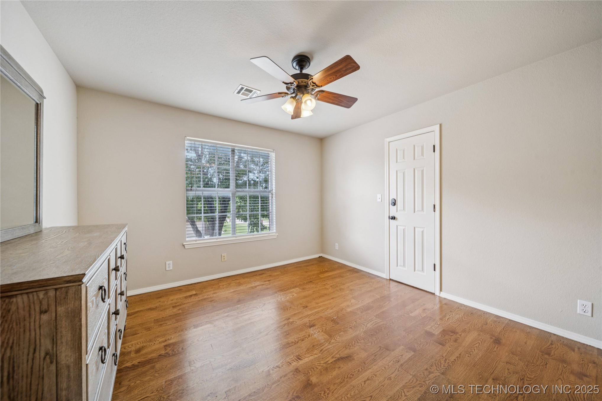 9225 N 133rd Avenue Property Photo 30